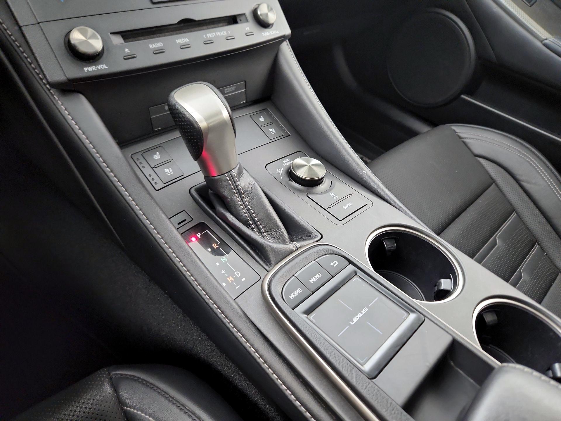 Thumbnail: 2016 Lexus RC - 16