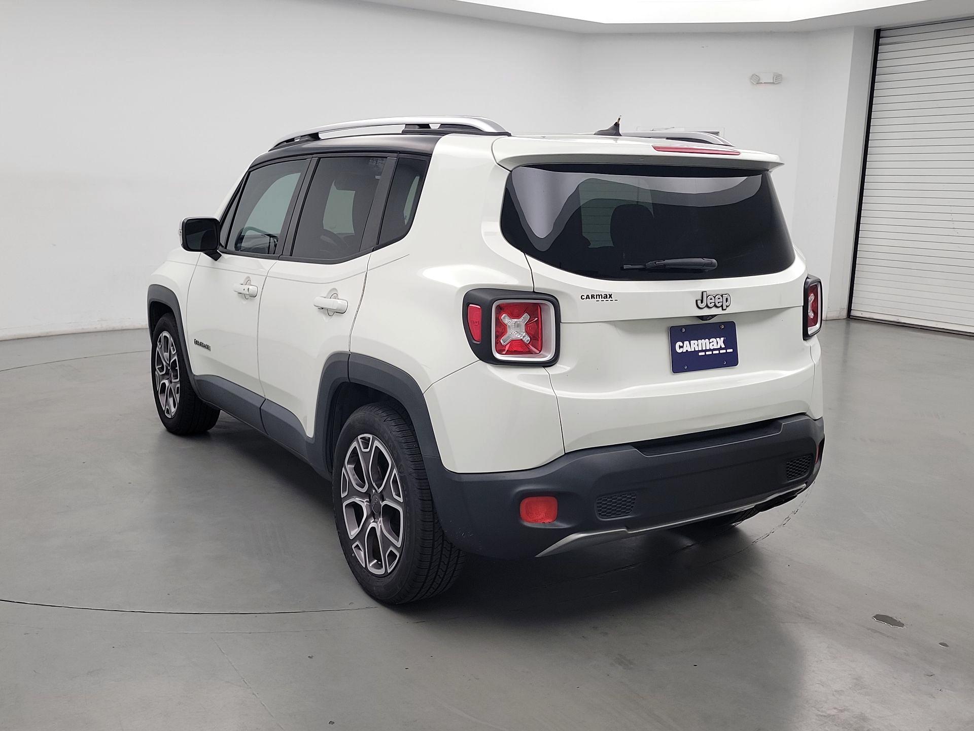 Thumbnail: 2016 Jeep Renegade - 7