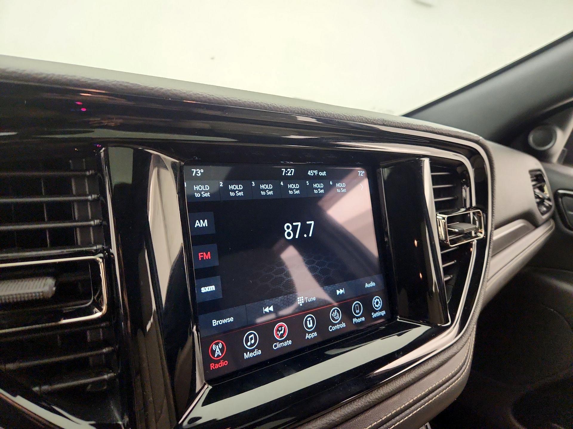 Thumbnail: 2022 Dodge Durango - 15