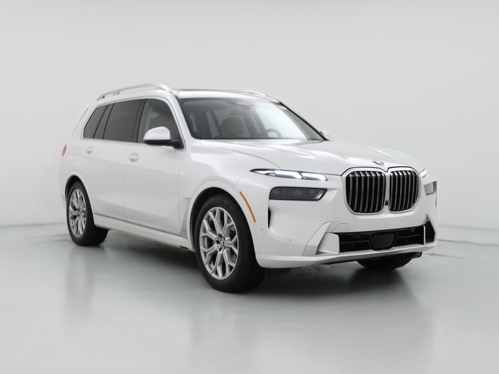 2023 BMW X7