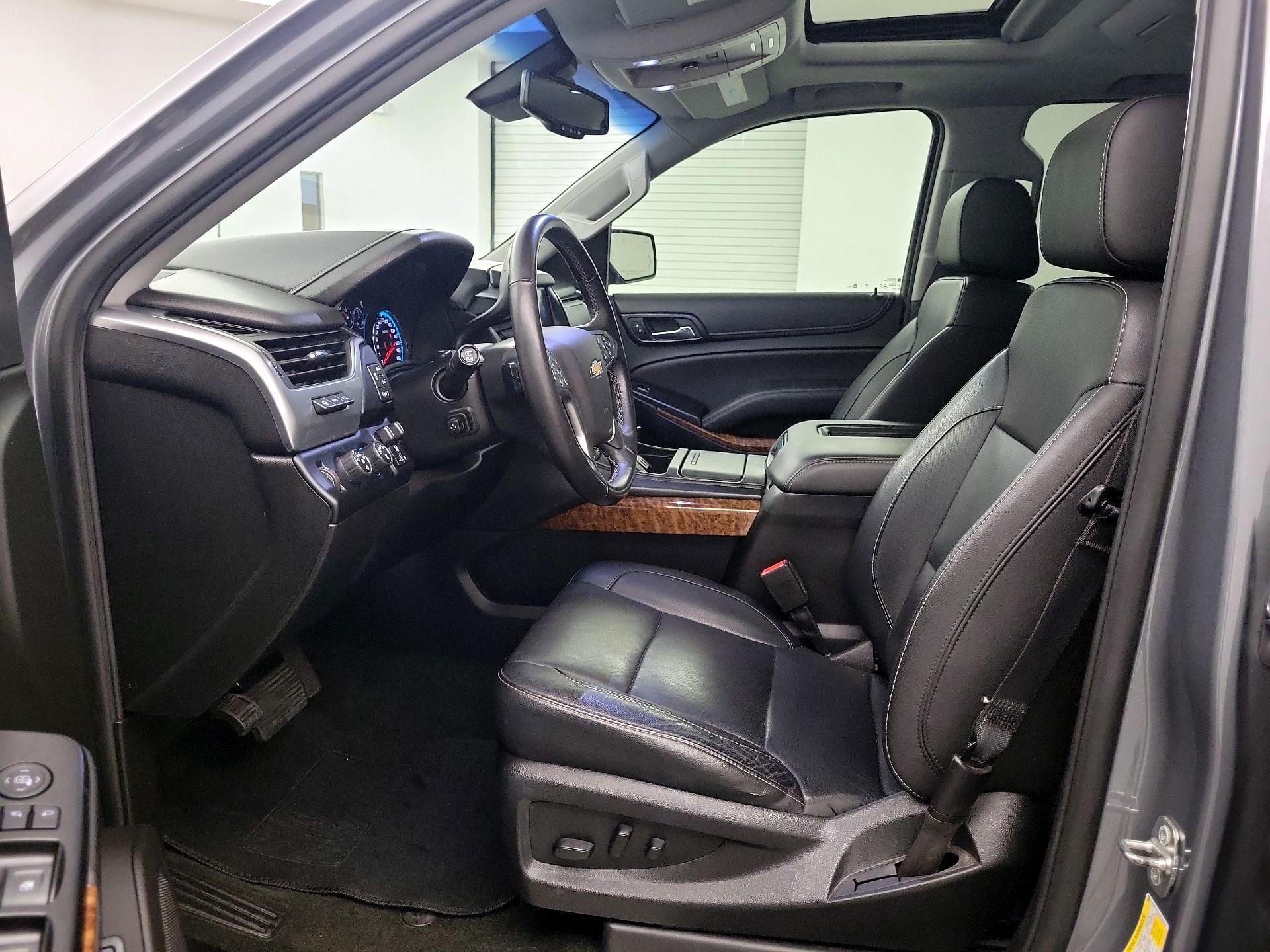 Thumbnail: 2018 Chevrolet Suburban - 9