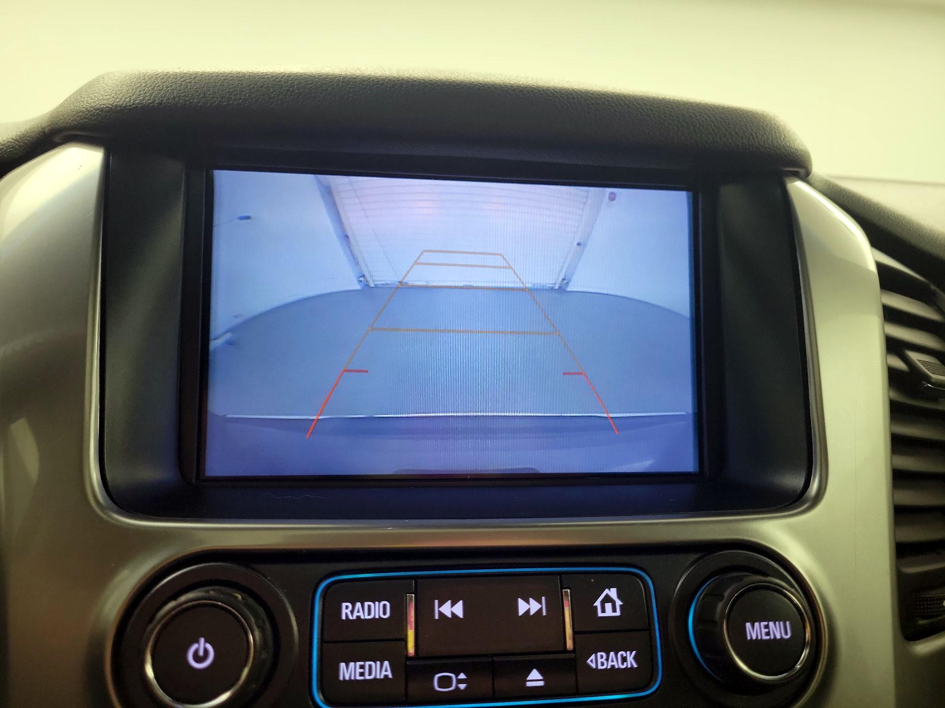 Thumbnail: 2018 Chevrolet Suburban - 12