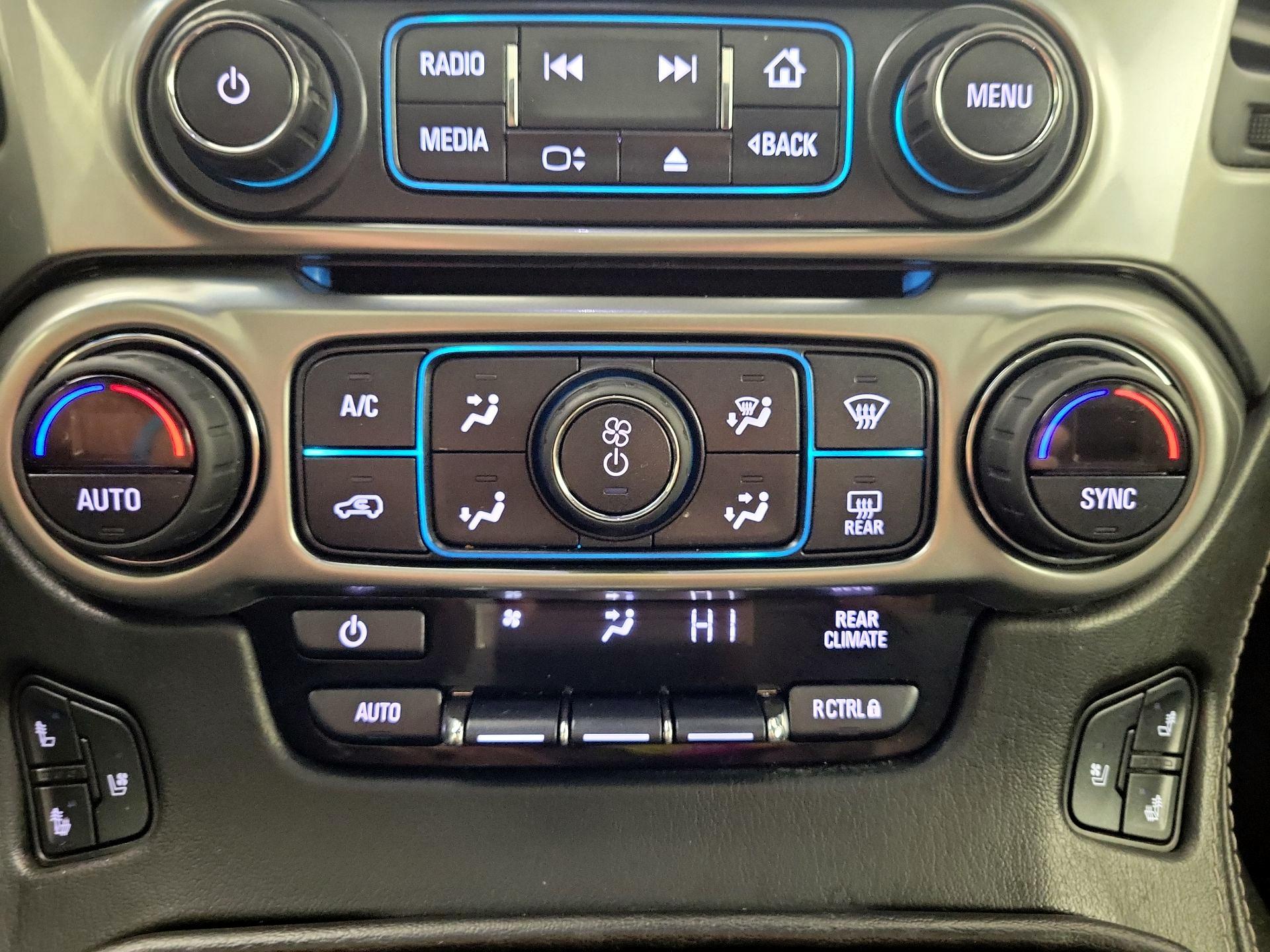 Thumbnail: 2018 Chevrolet Suburban - 14