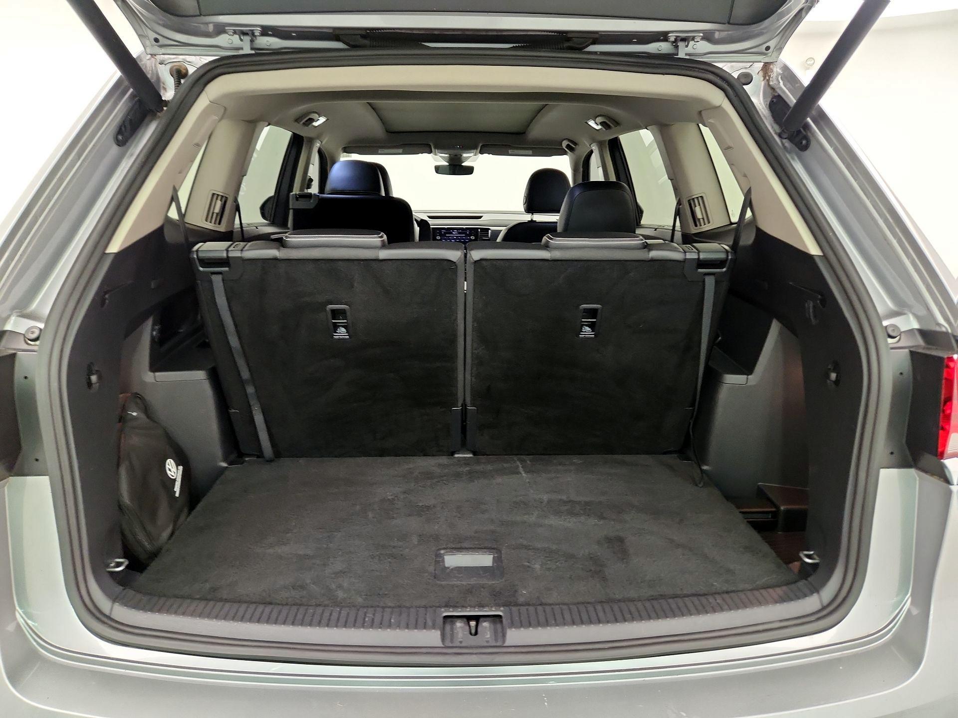 Thumbnail: 2022 Volkswagen Atlas - 18