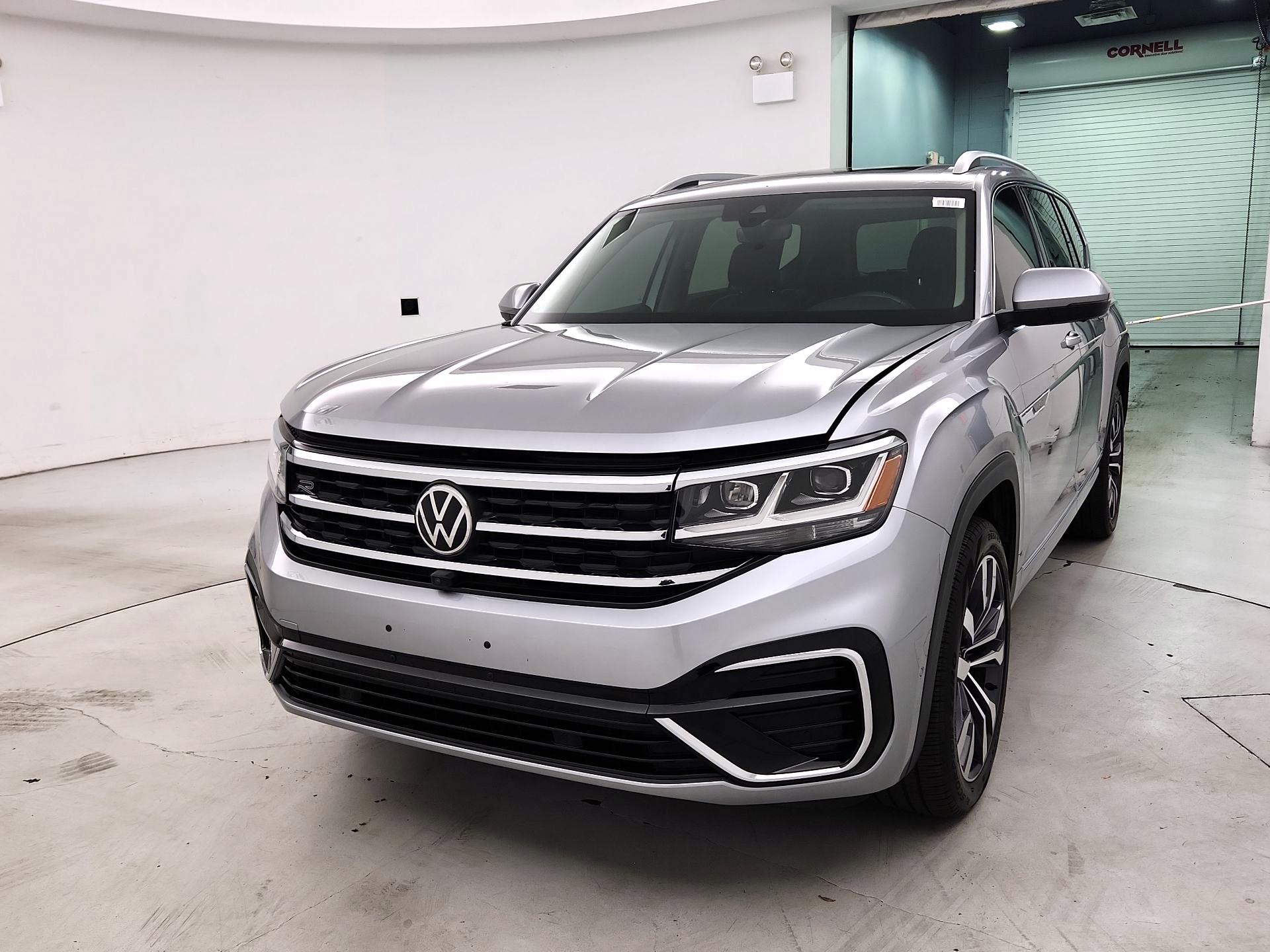 Thumbnail: 2022 Volkswagen Atlas - 3