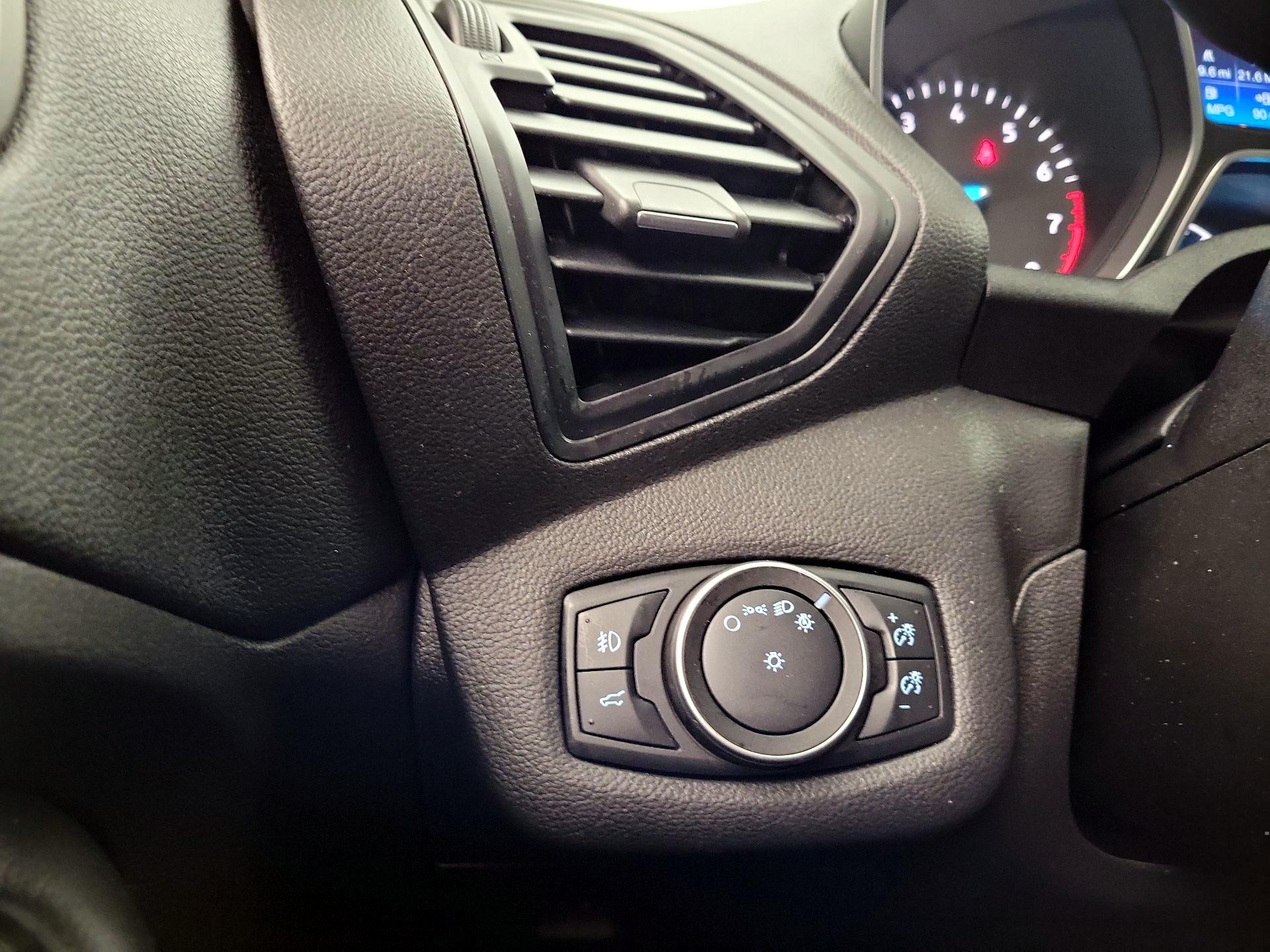 Thumbnail: 2017 Ford Escape - 13