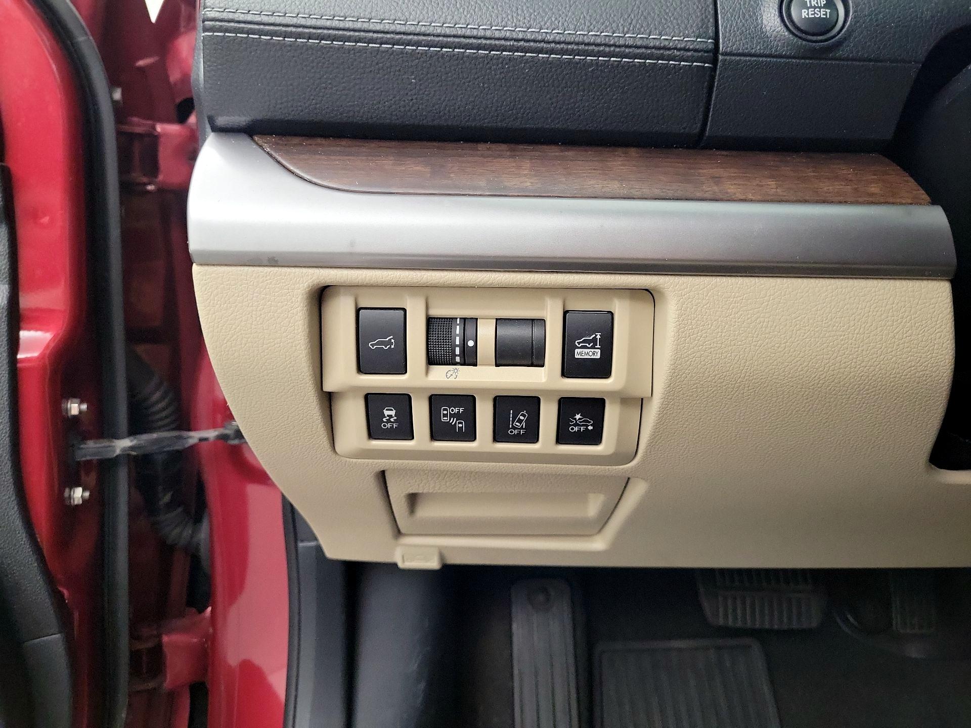 Thumbnail: 2018 Subaru Outback - 11