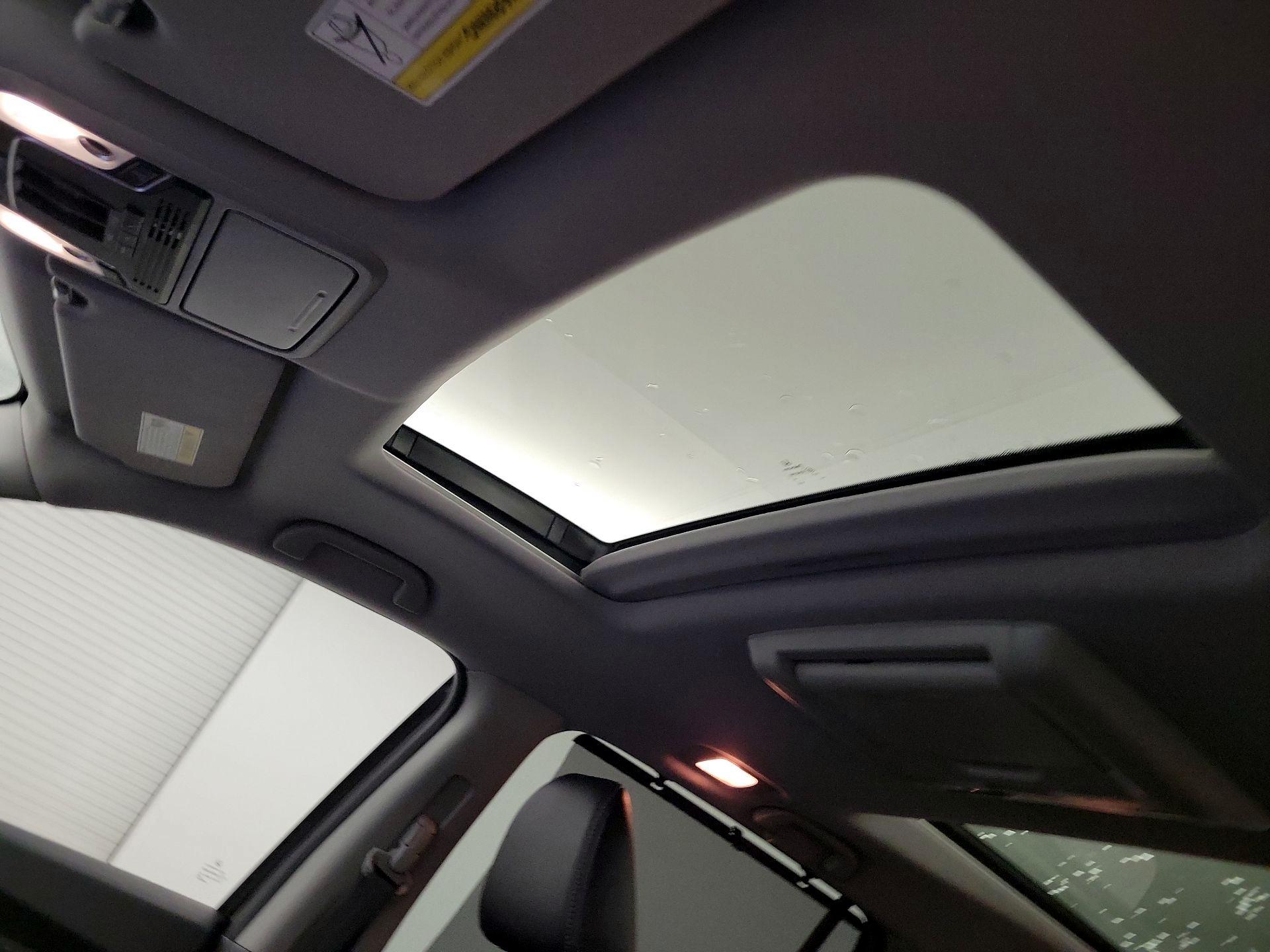 Thumbnail: 2017 Honda Pilot - 18