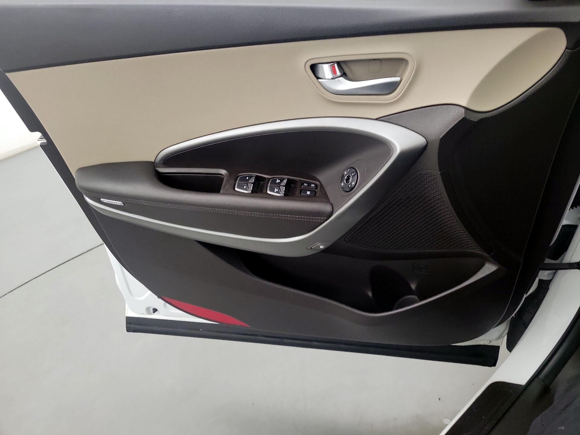 Thumbnail: 2018 Hyundai Santa Fe - 12