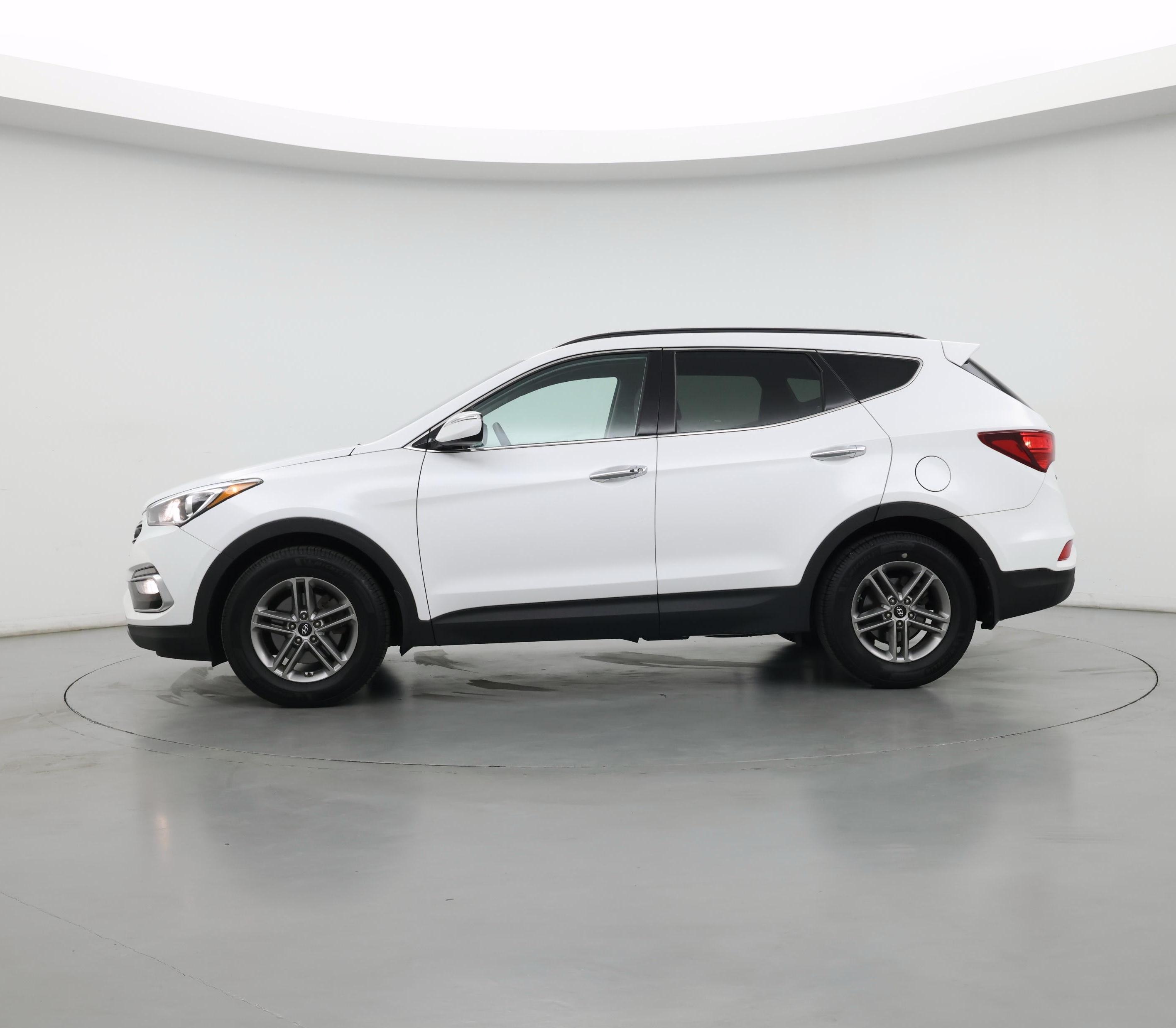 Thumbnail: 2018 Hyundai Santa Fe - 3