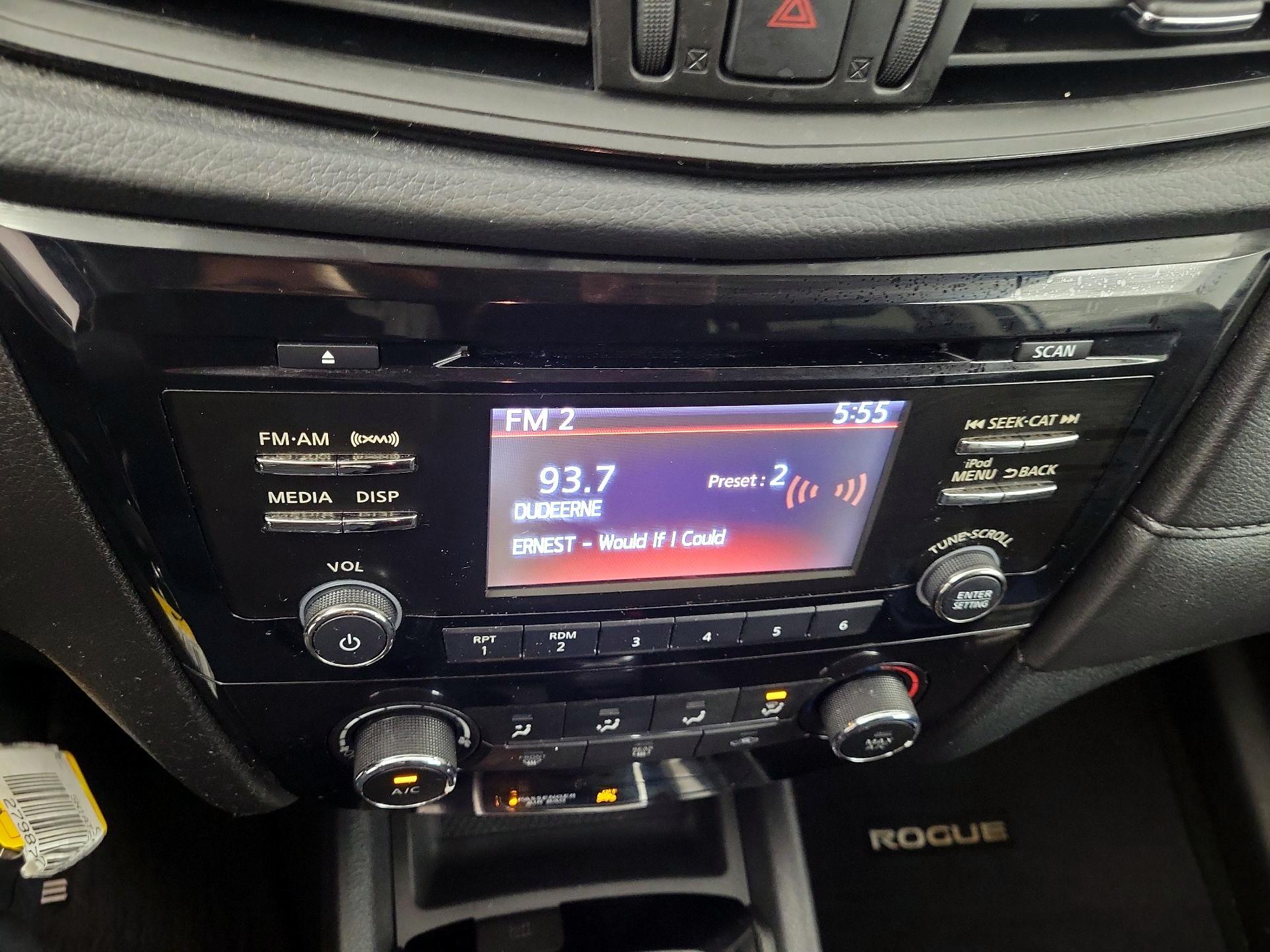 Thumbnail: 2017 Nissan Rogue - 13