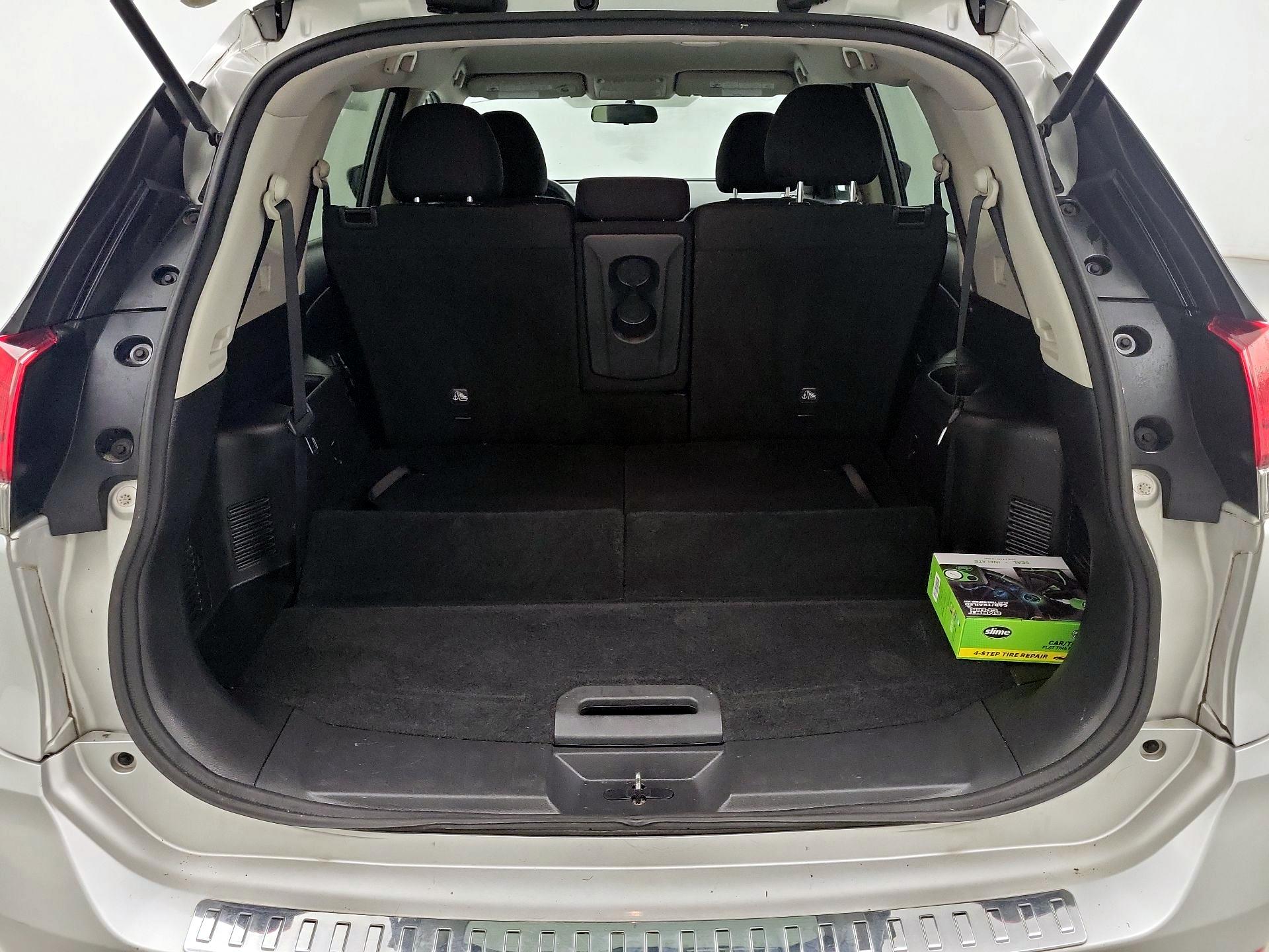 Thumbnail: 2017 Nissan Rogue - 20