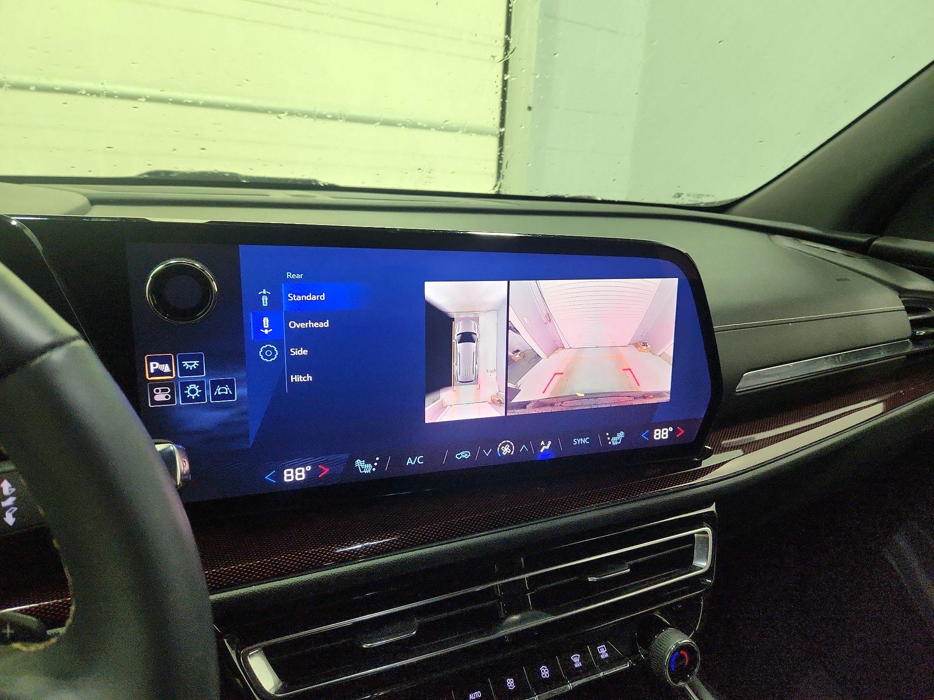 Thumbnail: 2024 Chevrolet Traverse - 15