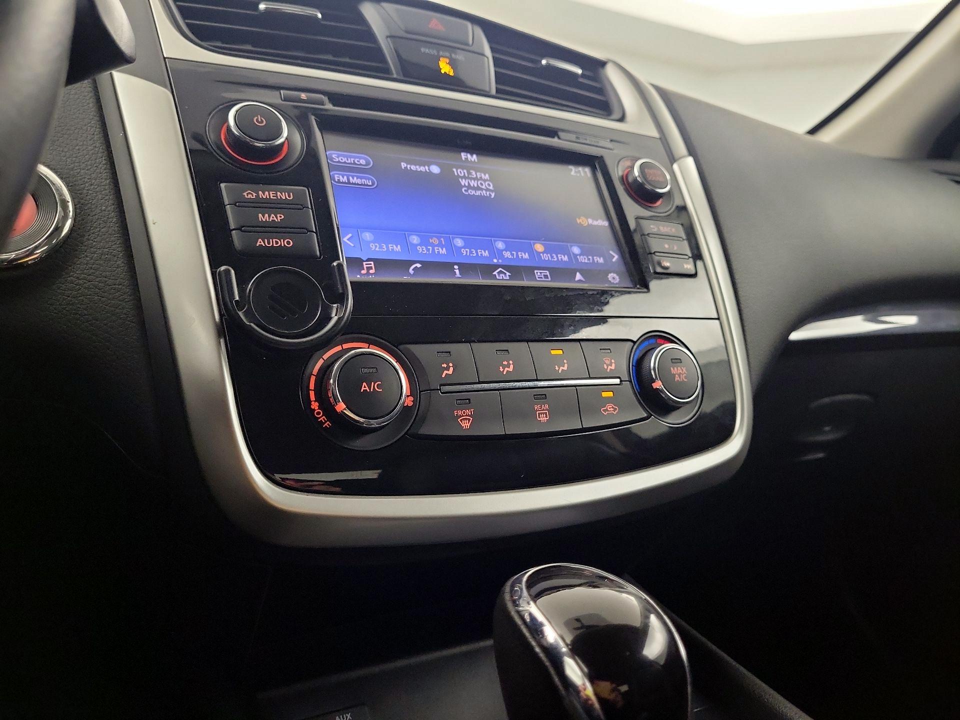 Thumbnail: 2018 Nissan Altima - 15