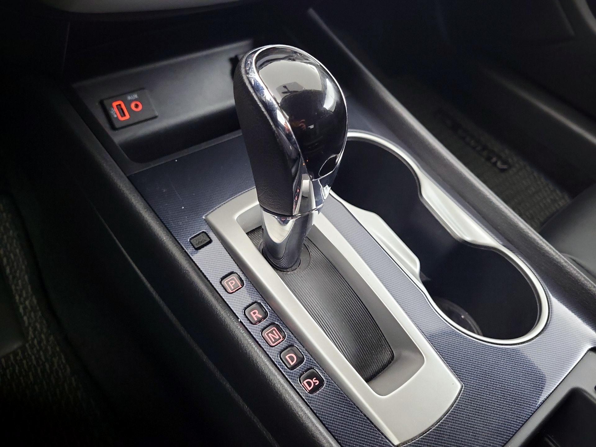 Thumbnail: 2018 Nissan Altima - 16