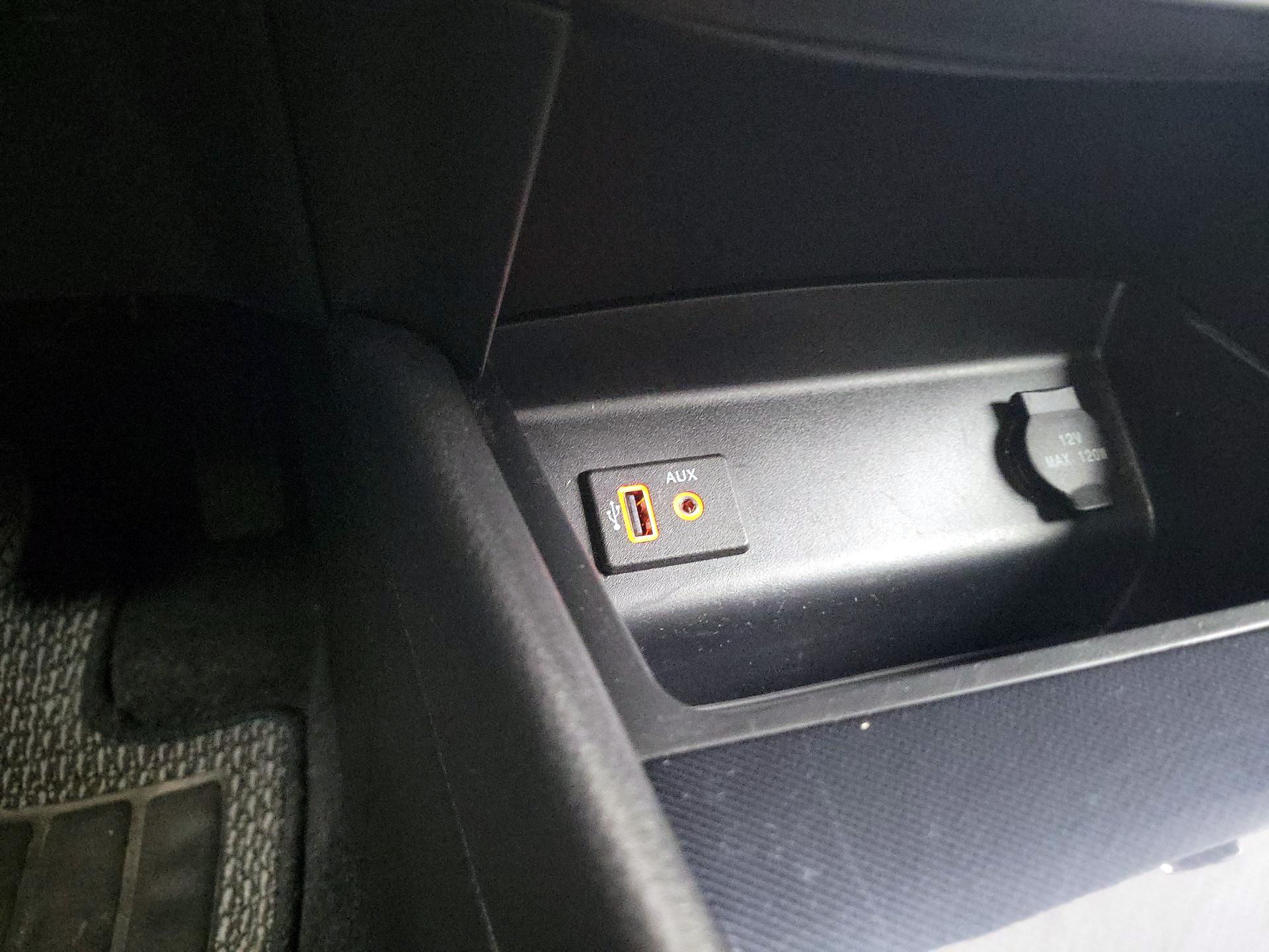 Thumbnail: 2018 Nissan Altima - 17