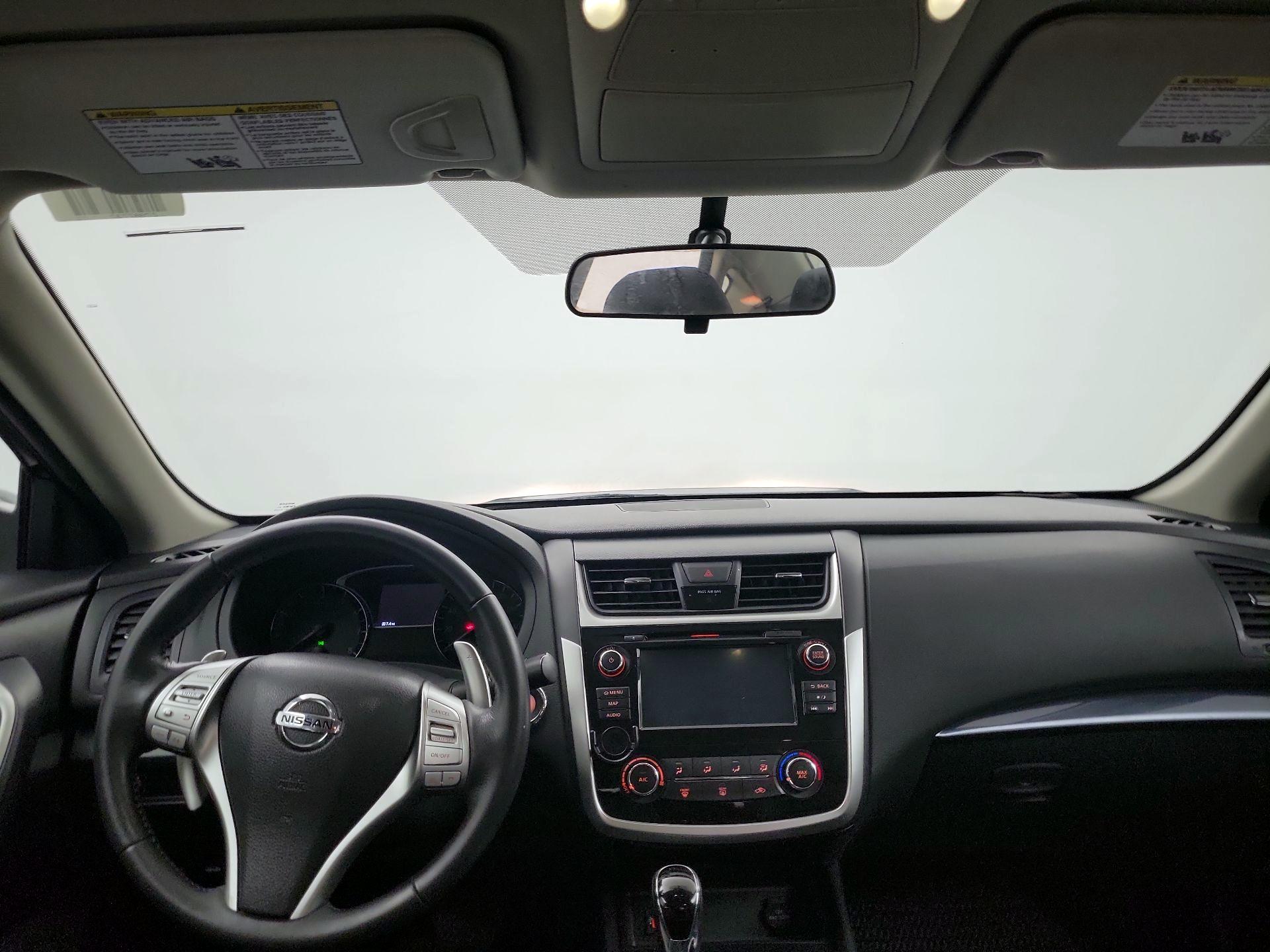 Thumbnail: 2018 Nissan Altima - 8