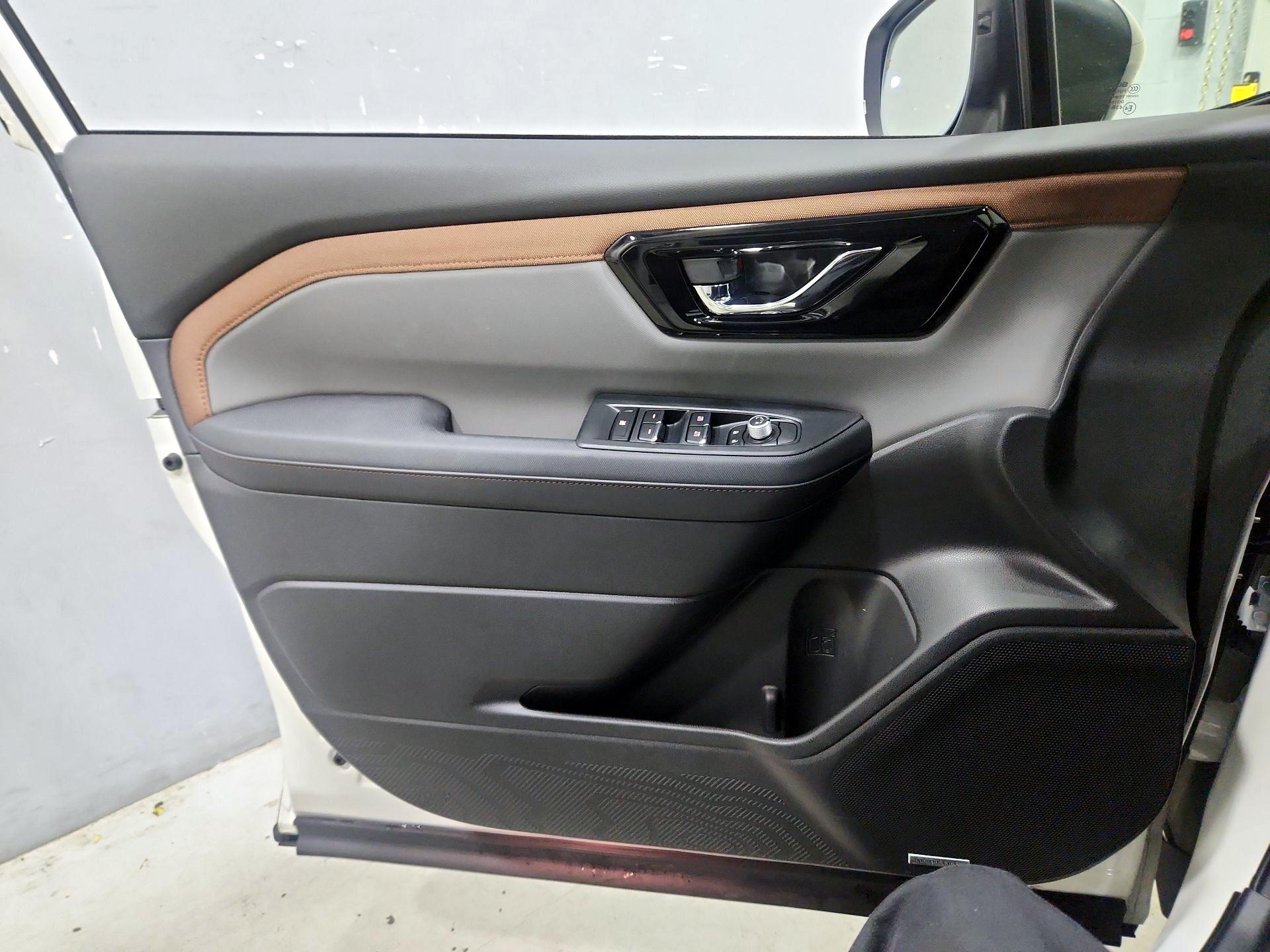 Thumbnail: 2025 Subaru Forester - 12