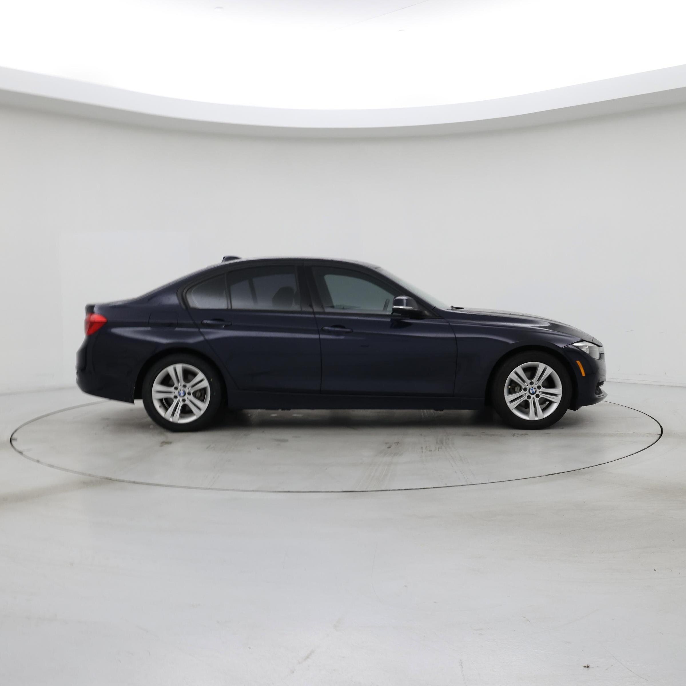 Thumbnail: 2016 BMW 3 Series - 7