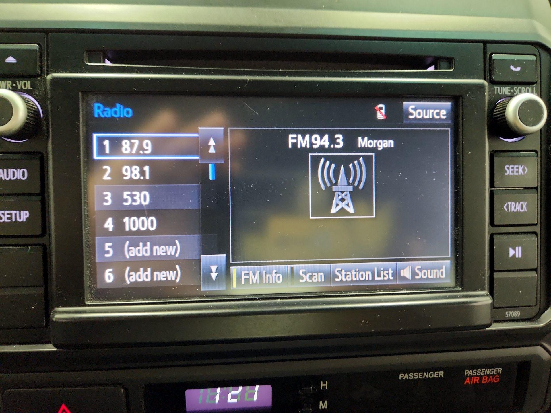 Thumbnail: 2014 Toyota Tacoma - 14