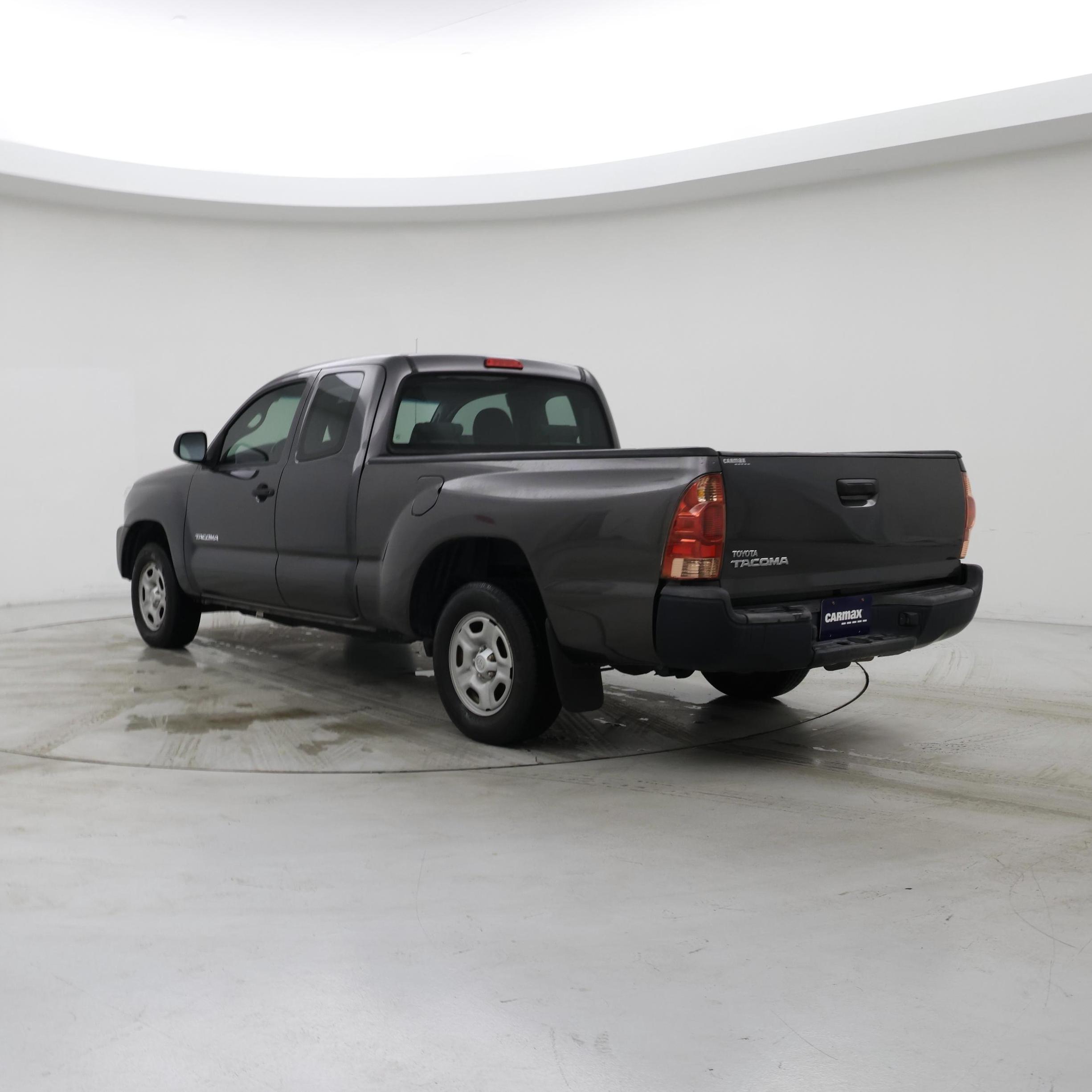Thumbnail: 2014 Toyota Tacoma - 2