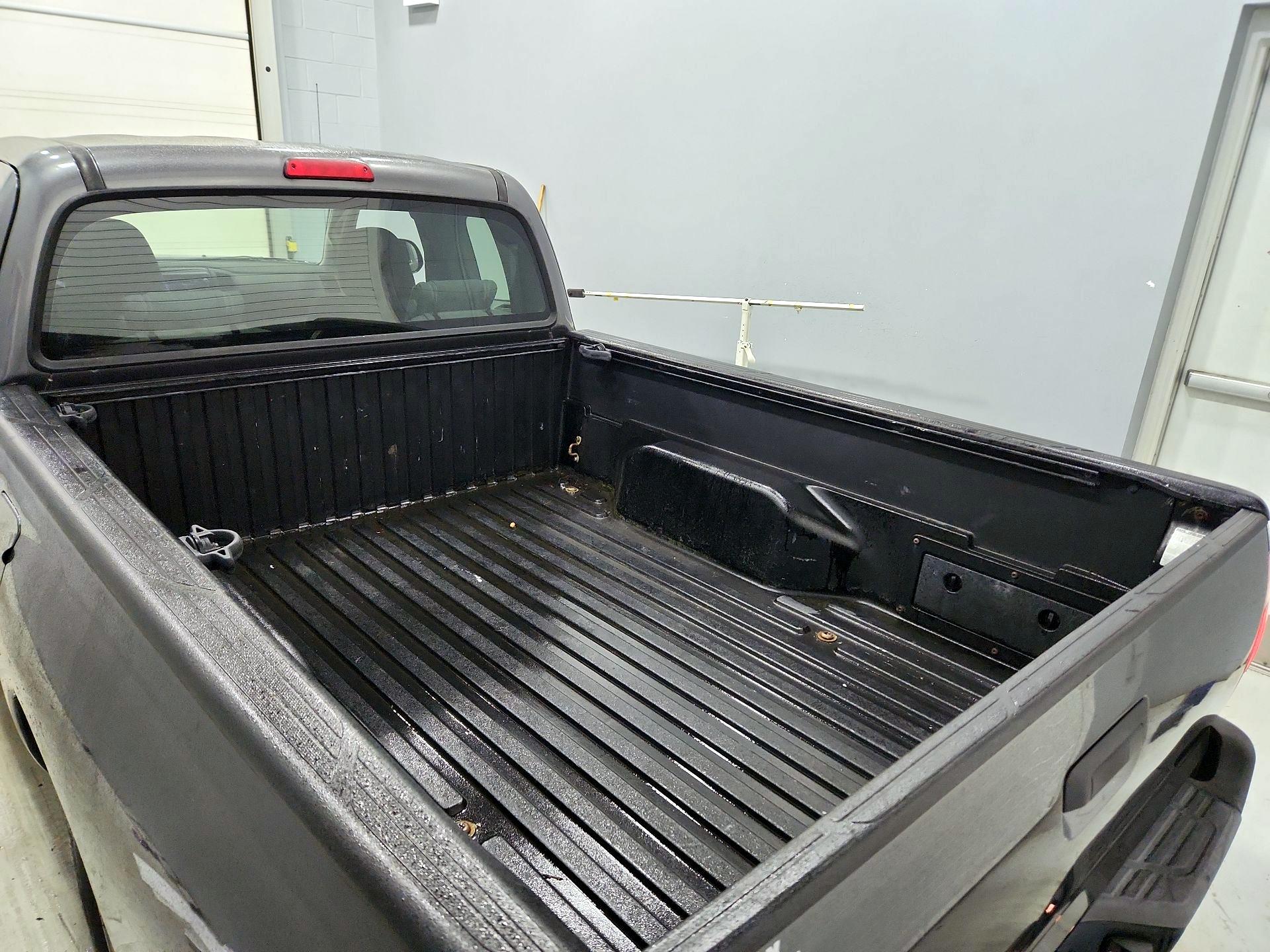 Thumbnail: 2014 Toyota Tacoma - 19