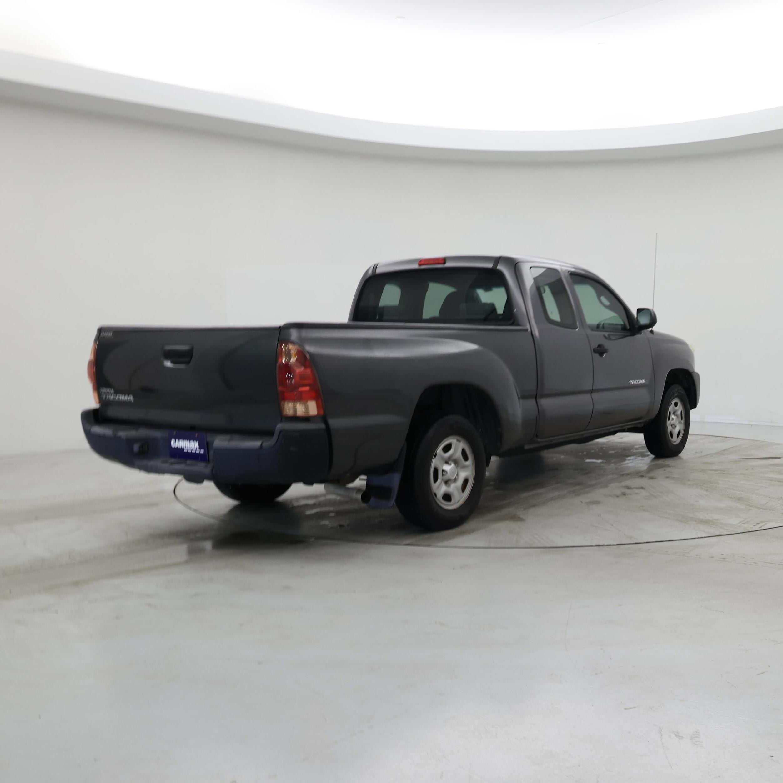 Thumbnail: 2014 Toyota Tacoma - 8