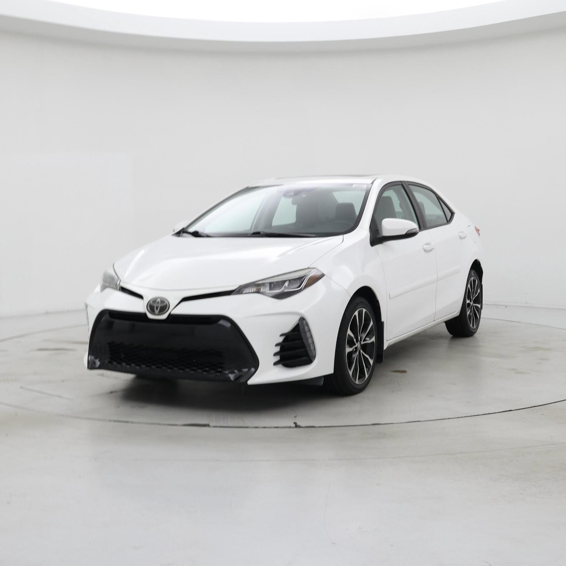Thumbnail: 2018 Toyota Corolla - 4
