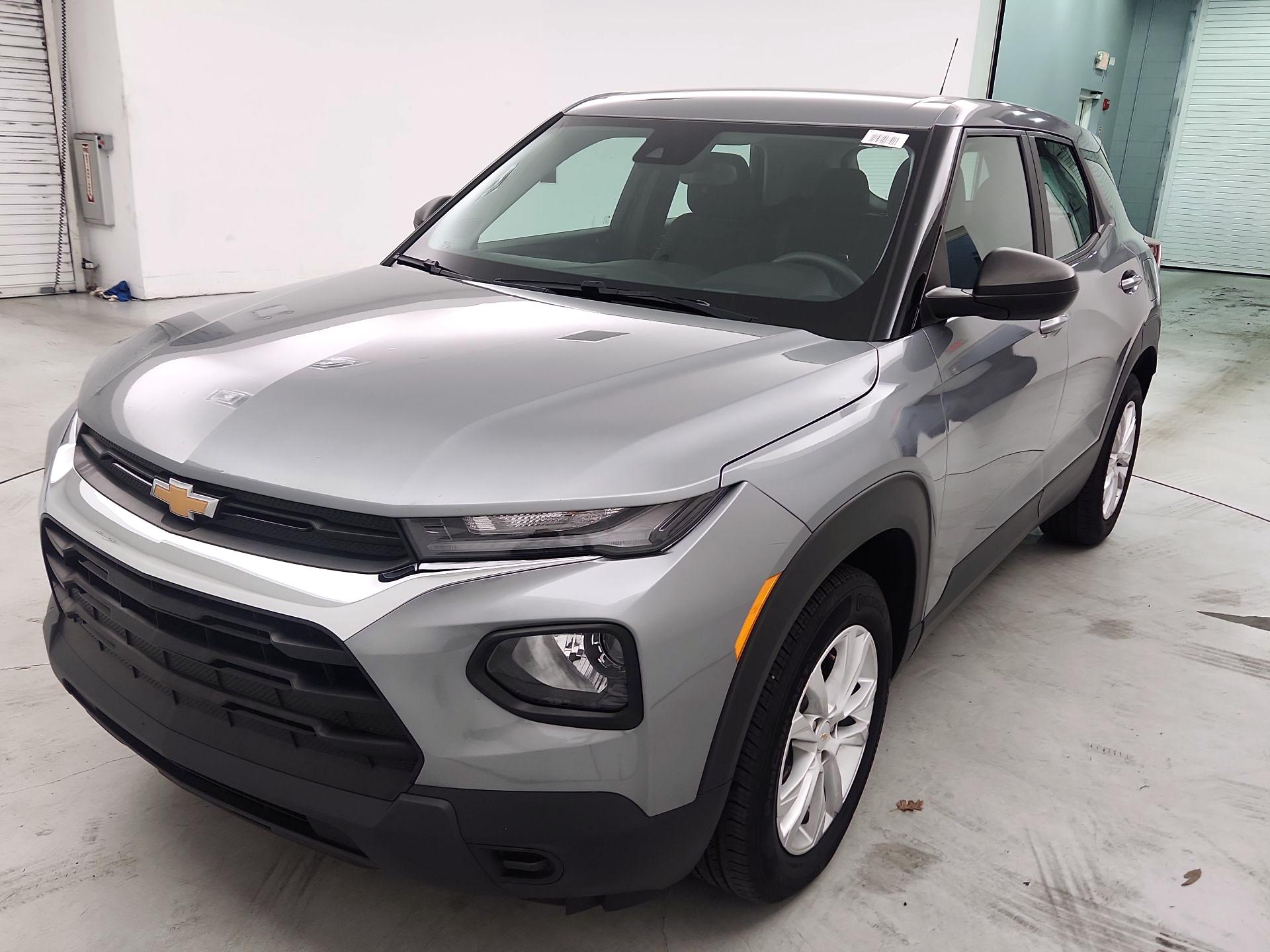 Thumbnail: 2023 Chevrolet TrailBlazer - 3