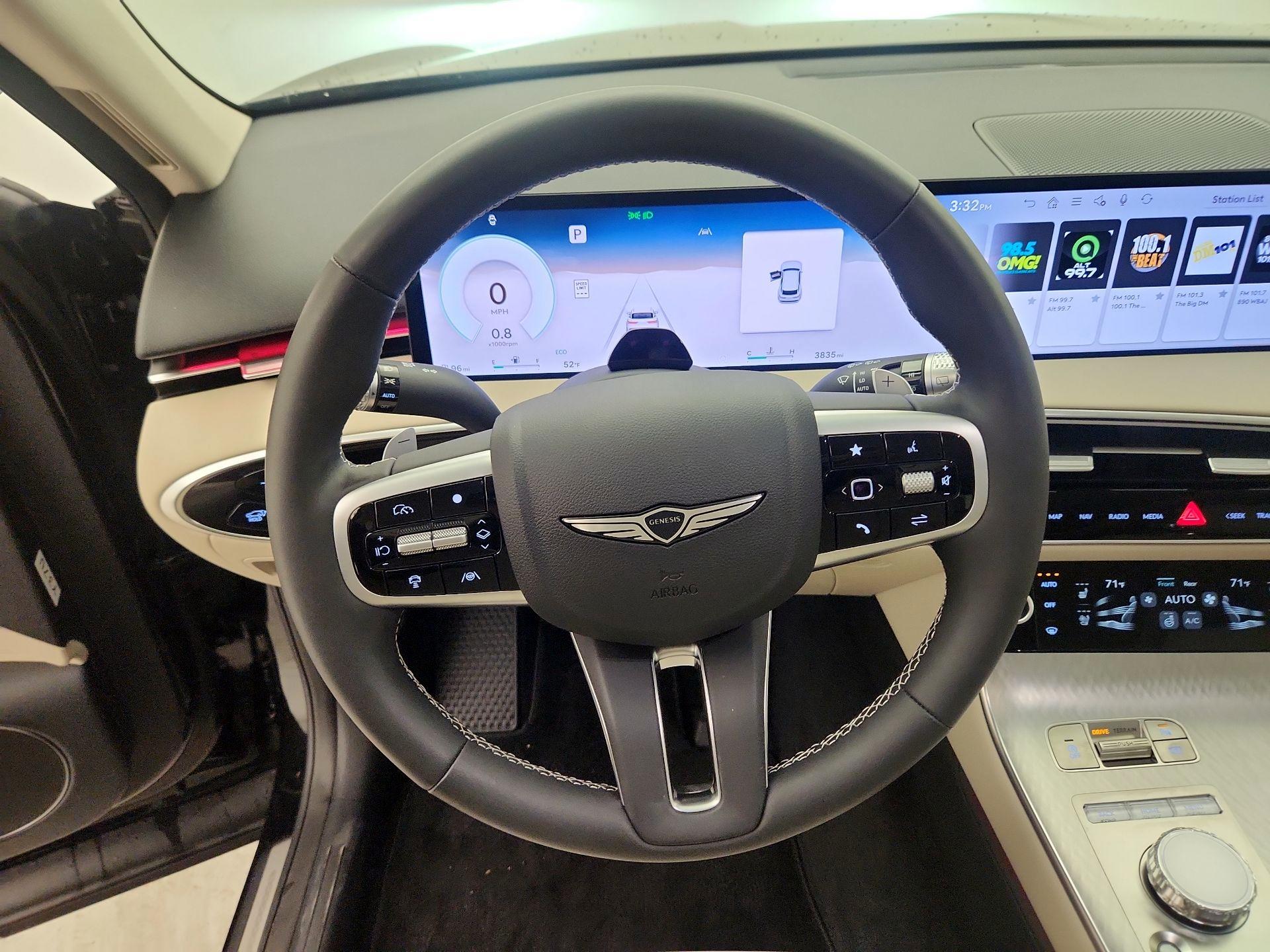 Thumbnail: 2026 Genesis GV70 - 10