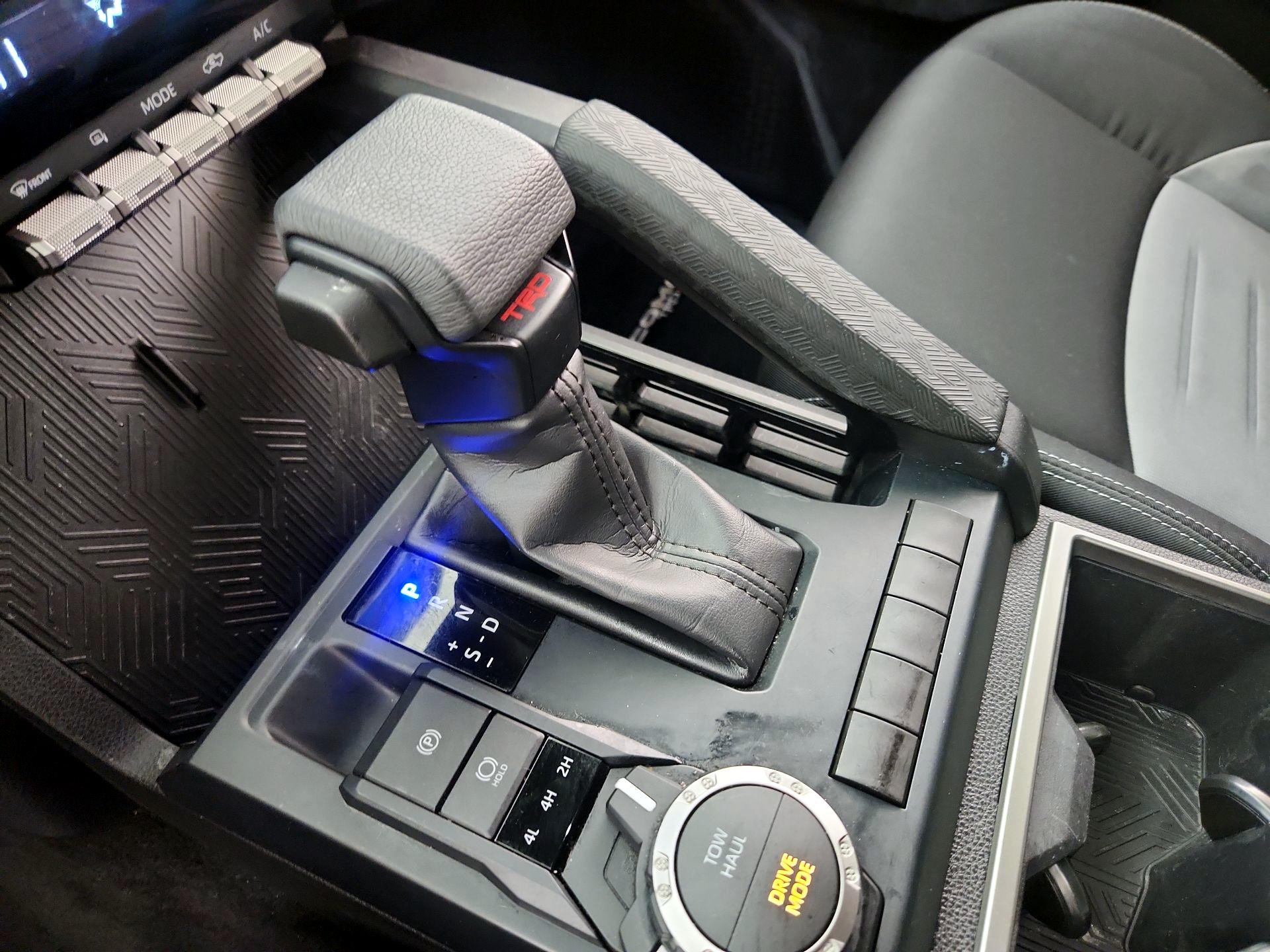 Thumbnail: 2025 Toyota Tacoma - 18