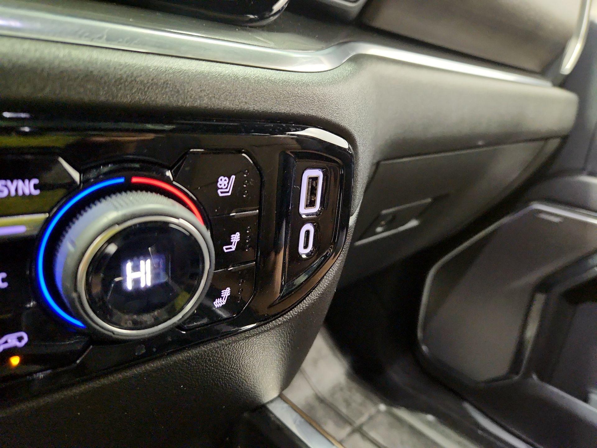 Thumbnail: 2024 Chevrolet Silverado 1500 - 19