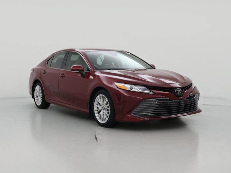 2020 Toyota Camry XLE -
                  Urbandale, IA