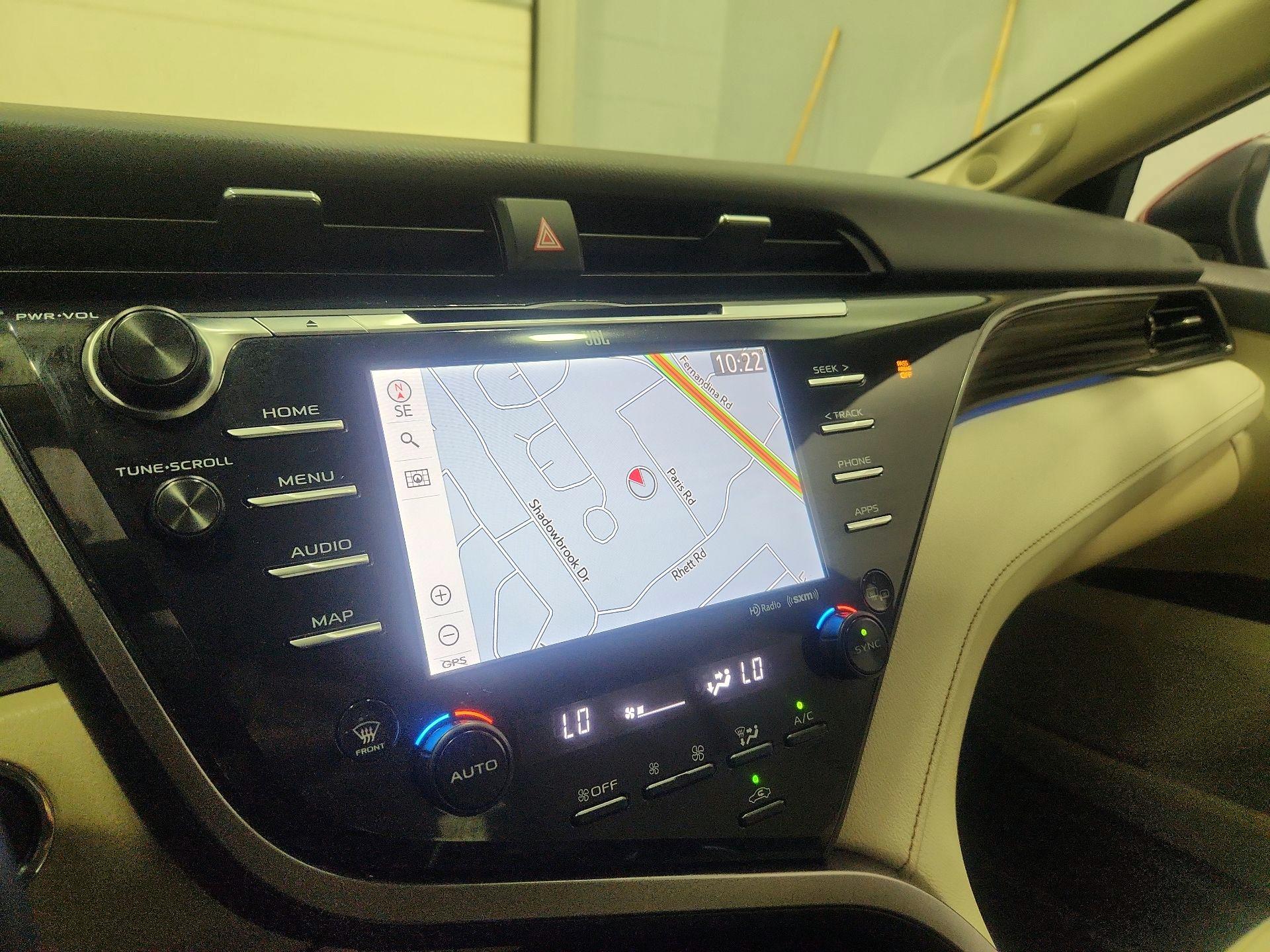 Thumbnail: 2020 Toyota Camry - 14