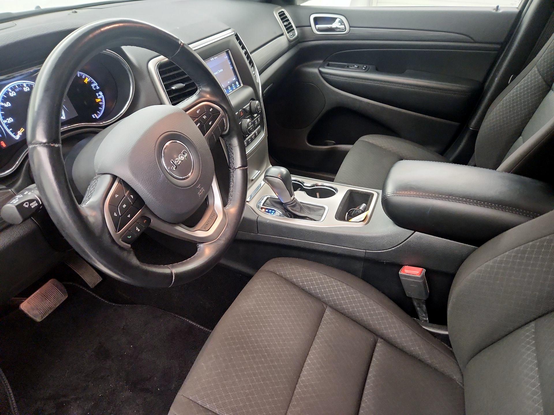 Thumbnail: 2021 Jeep Grand Cherokee - 11