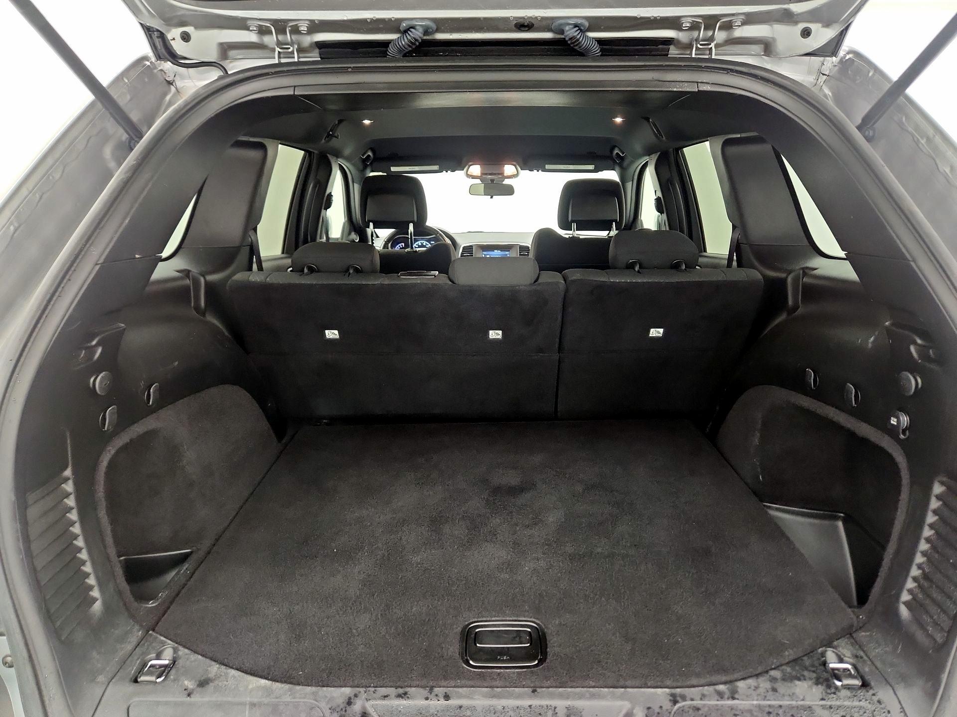 Thumbnail: 2021 Jeep Grand Cherokee - 20