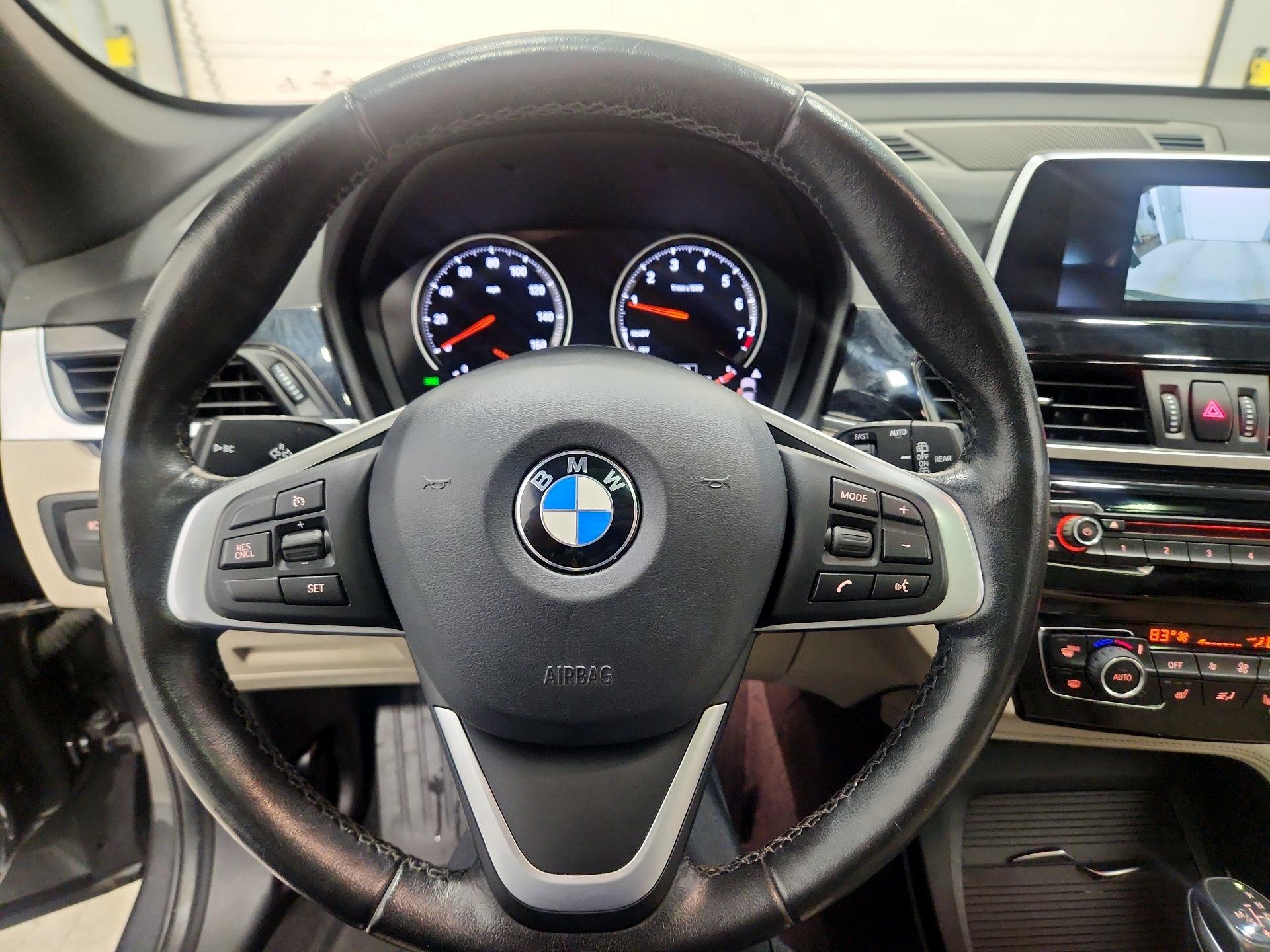 Thumbnail: 2018 BMW X1 - 10