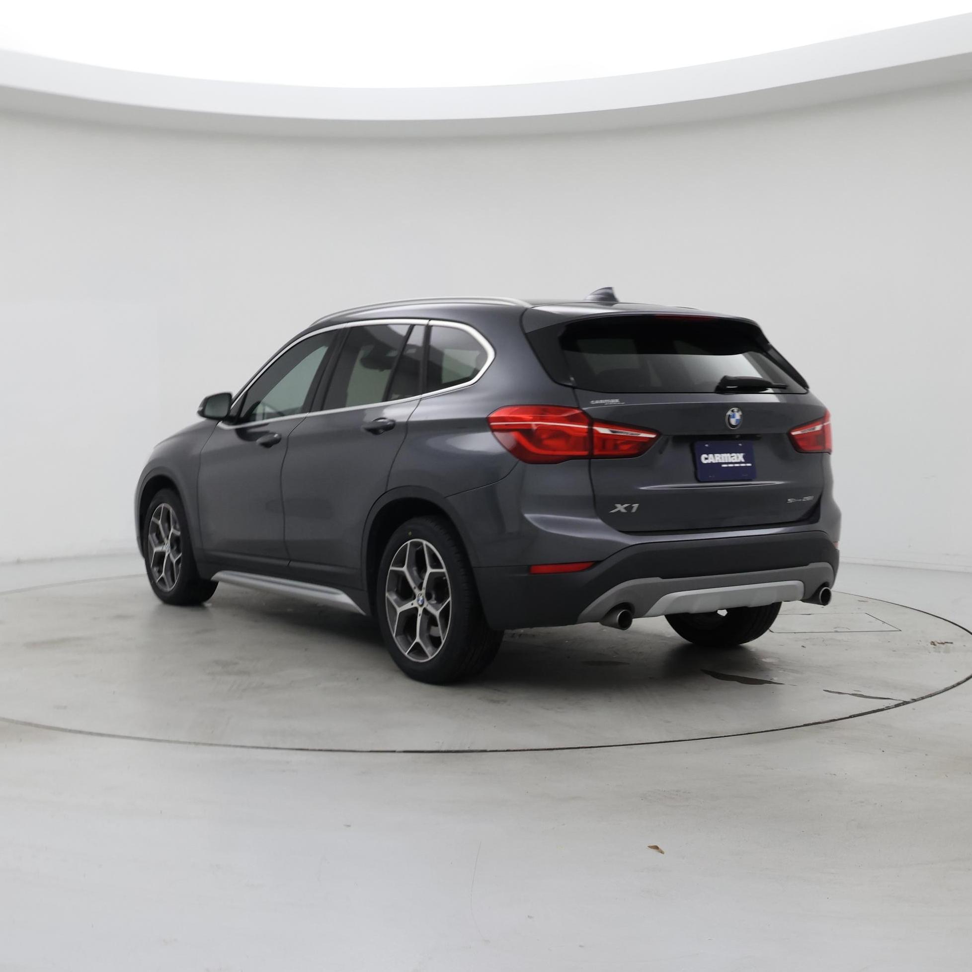 Thumbnail: 2018 BMW X1 - 2