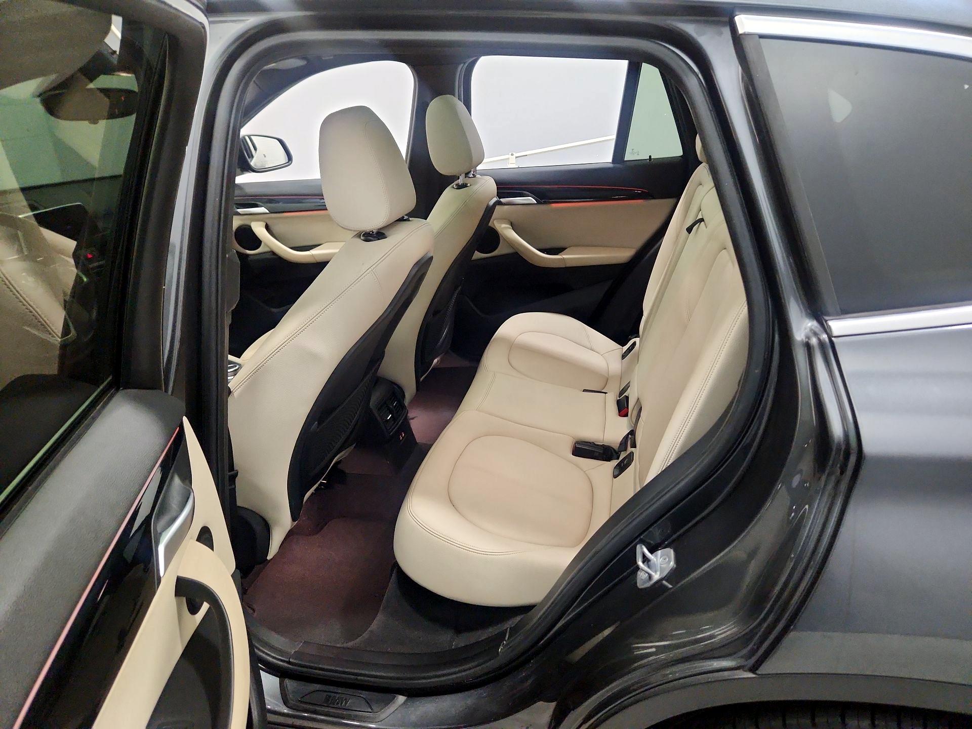 Thumbnail: 2018 BMW X1 - 19