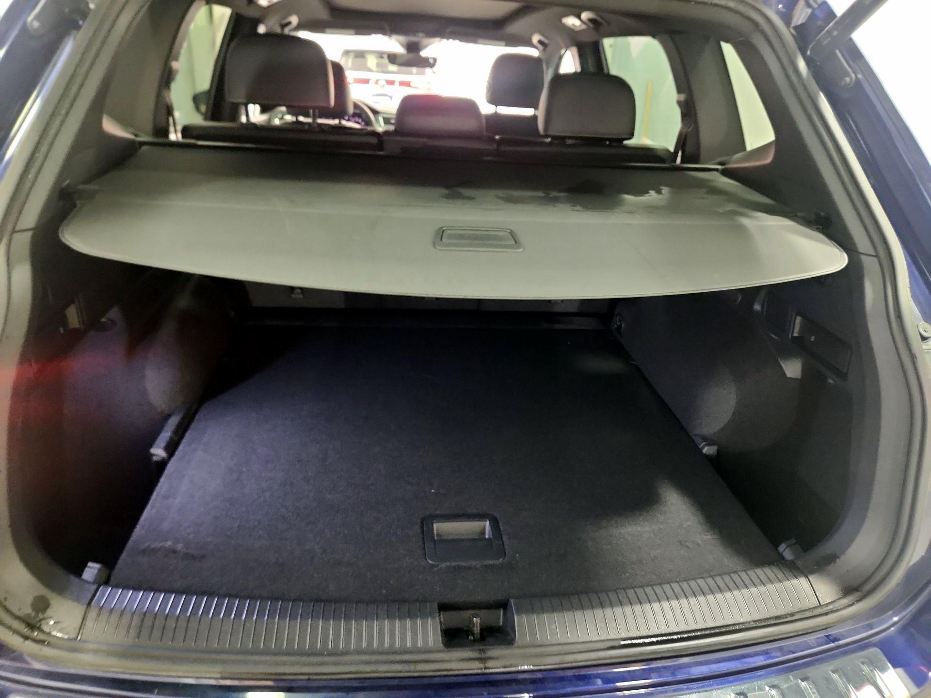 Thumbnail: 2022 Volkswagen Tiguan - 20