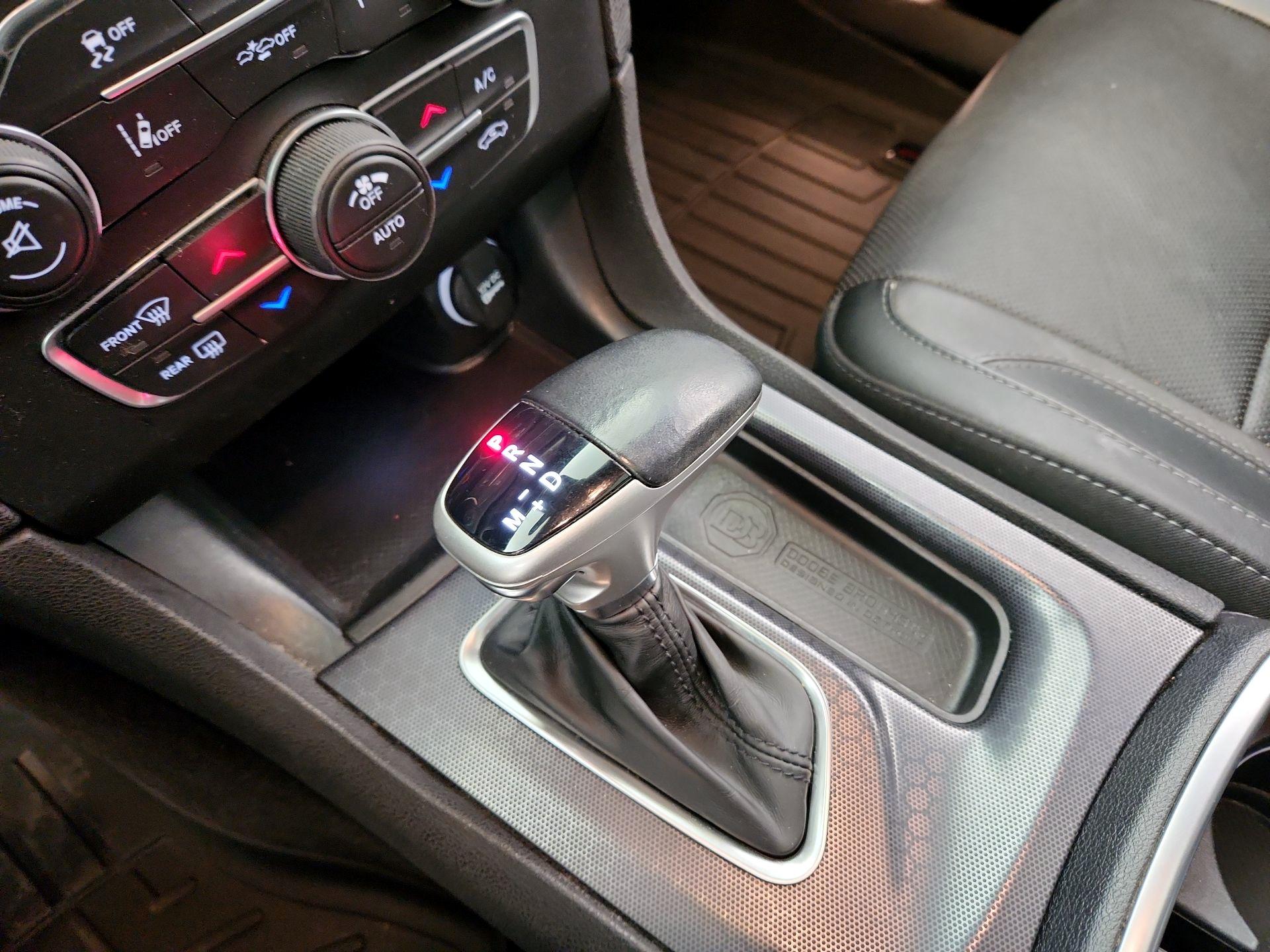 Thumbnail: 2015 Dodge Charger - 18