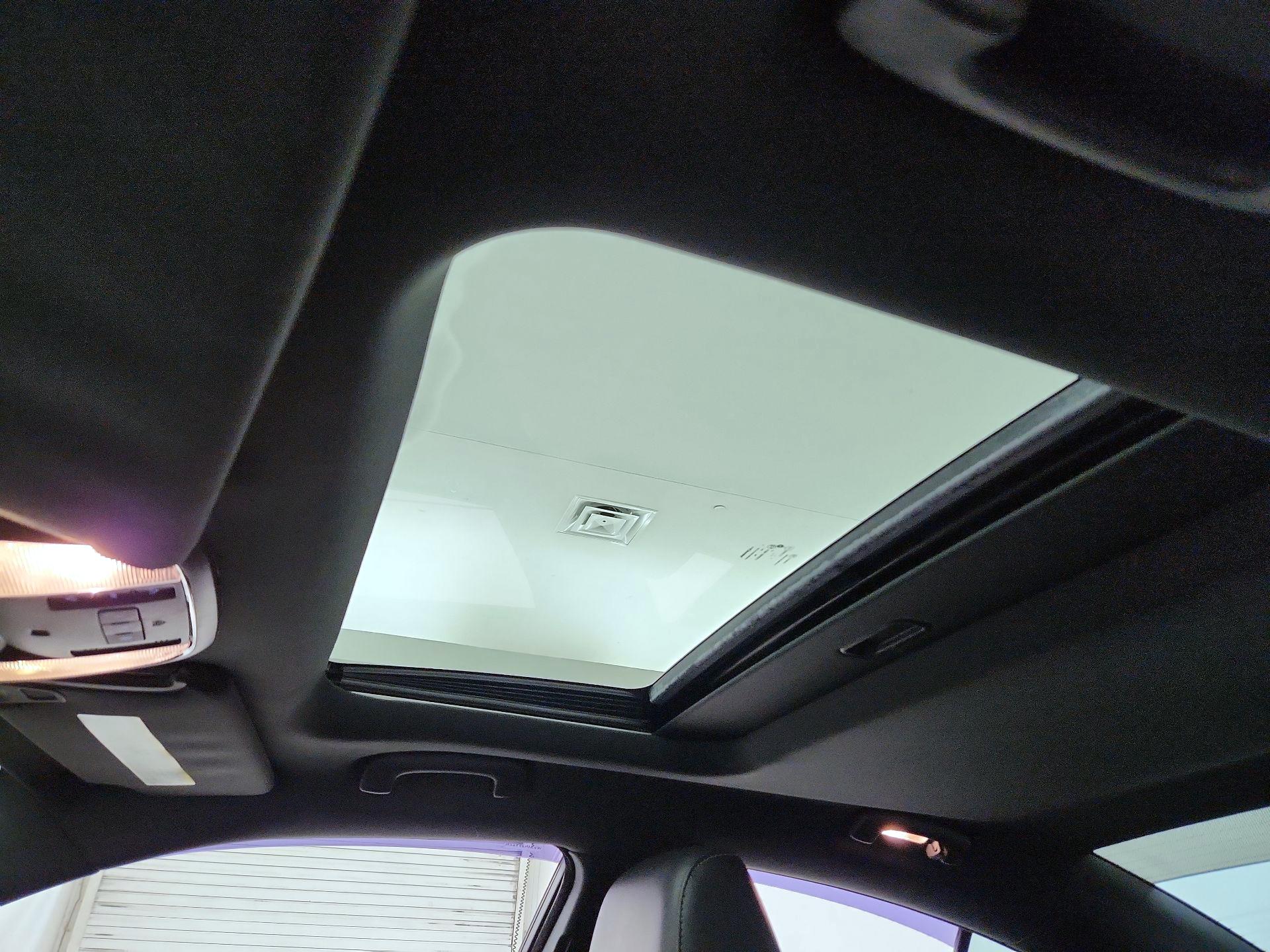 Thumbnail: 2015 Dodge Charger - 20