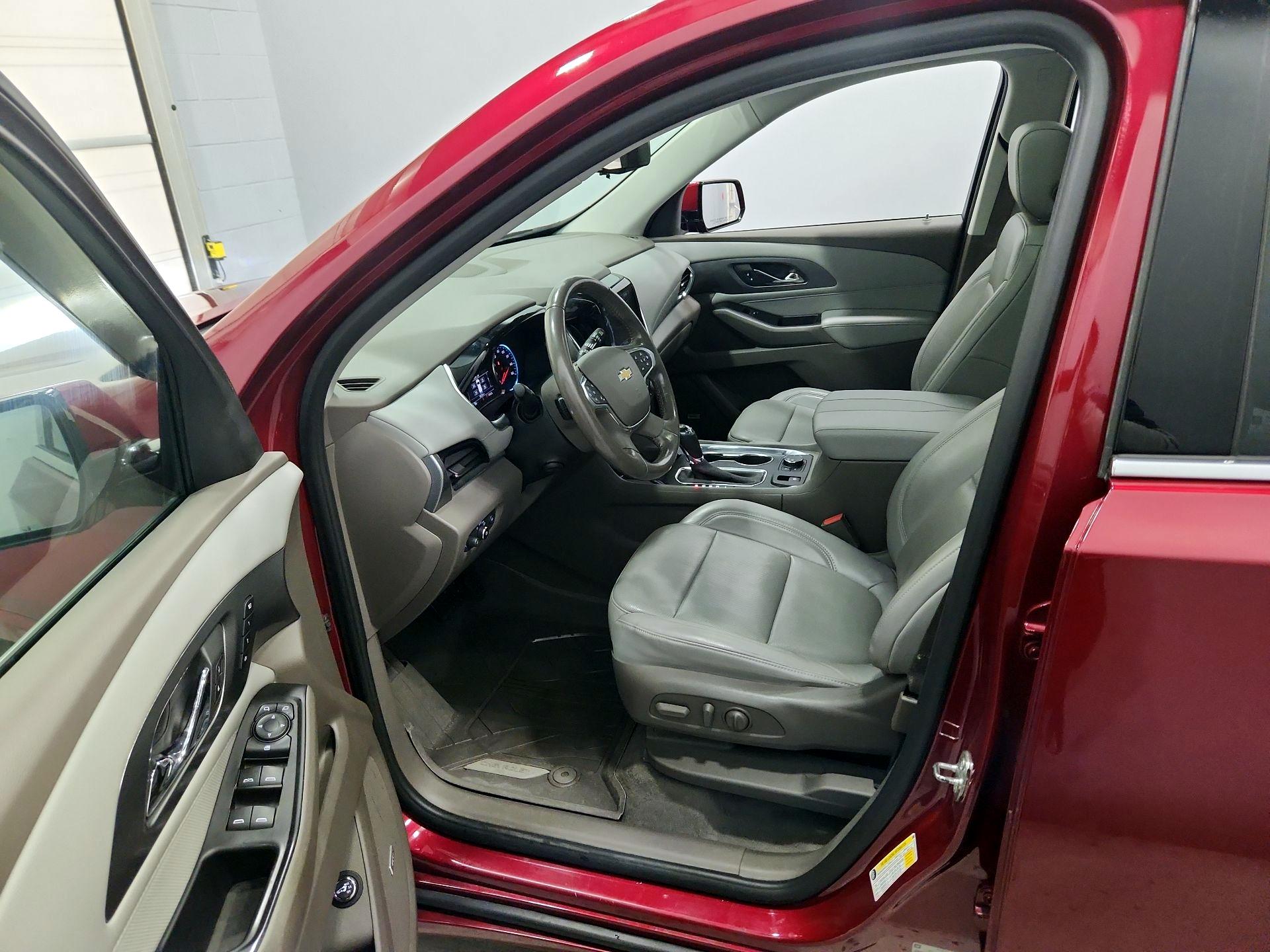 Thumbnail: 2019 Chevrolet Traverse - 11