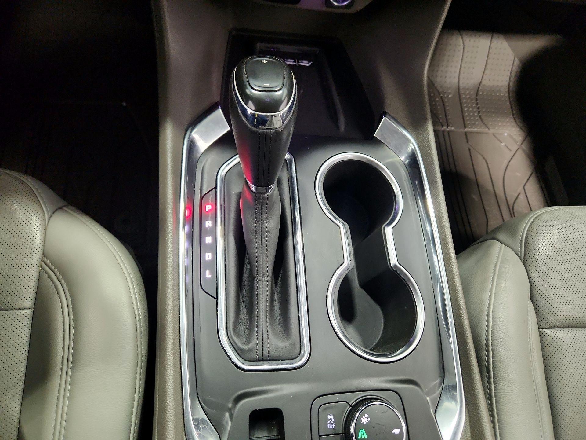 Thumbnail: 2019 Chevrolet Traverse - 18