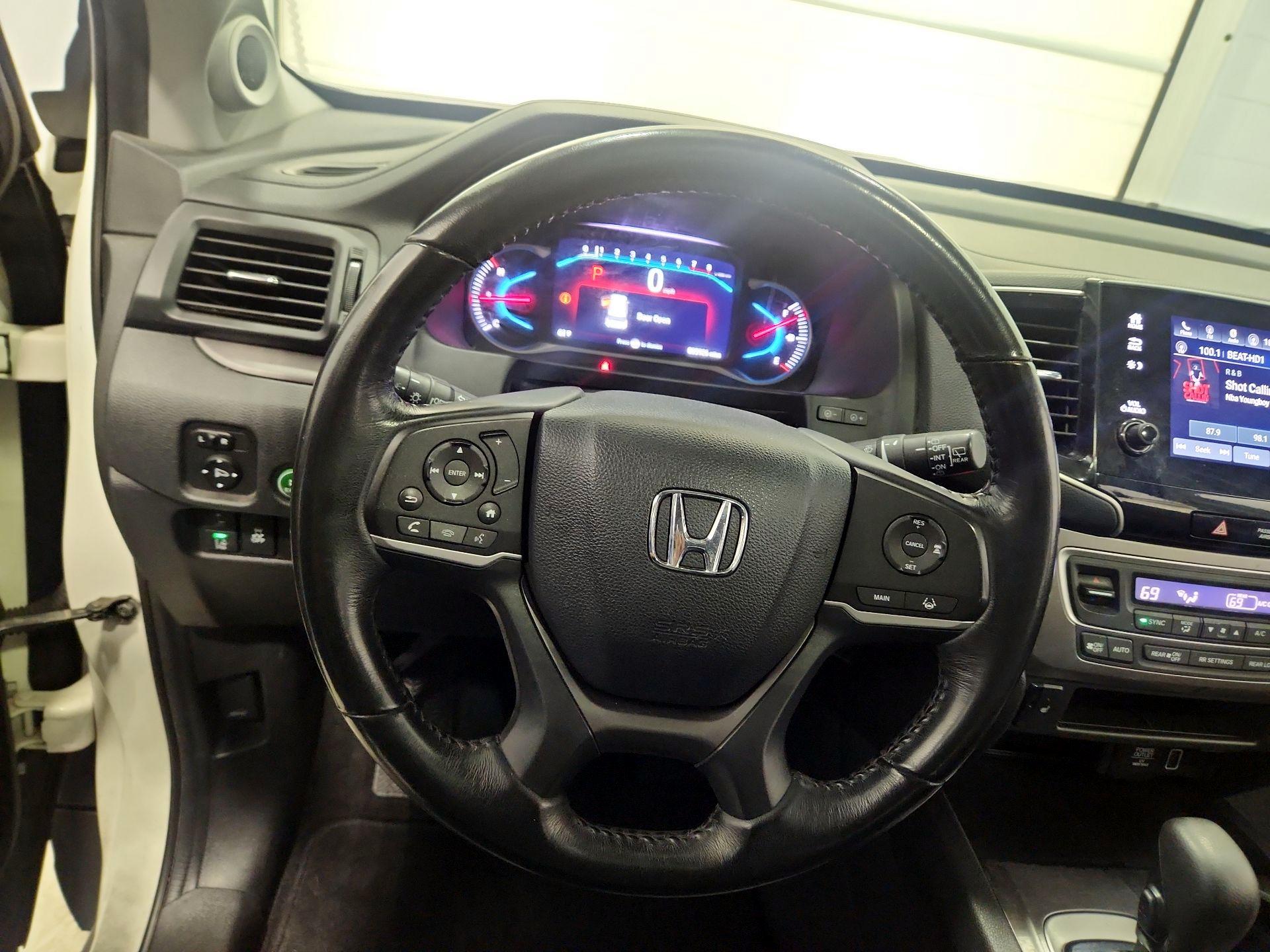 Thumbnail: 2019 Honda Pilot - 10