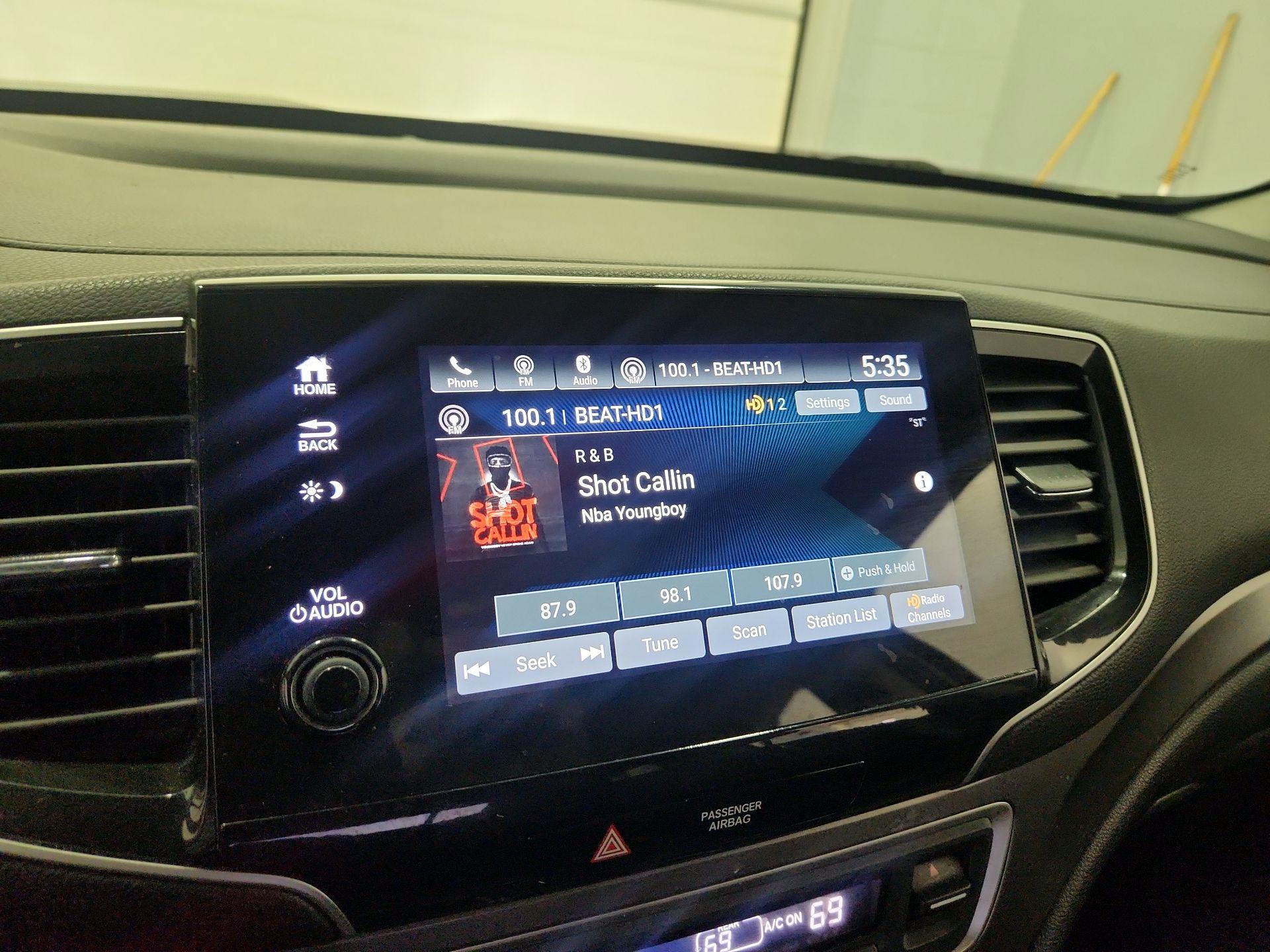 Thumbnail: 2019 Honda Pilot - 15