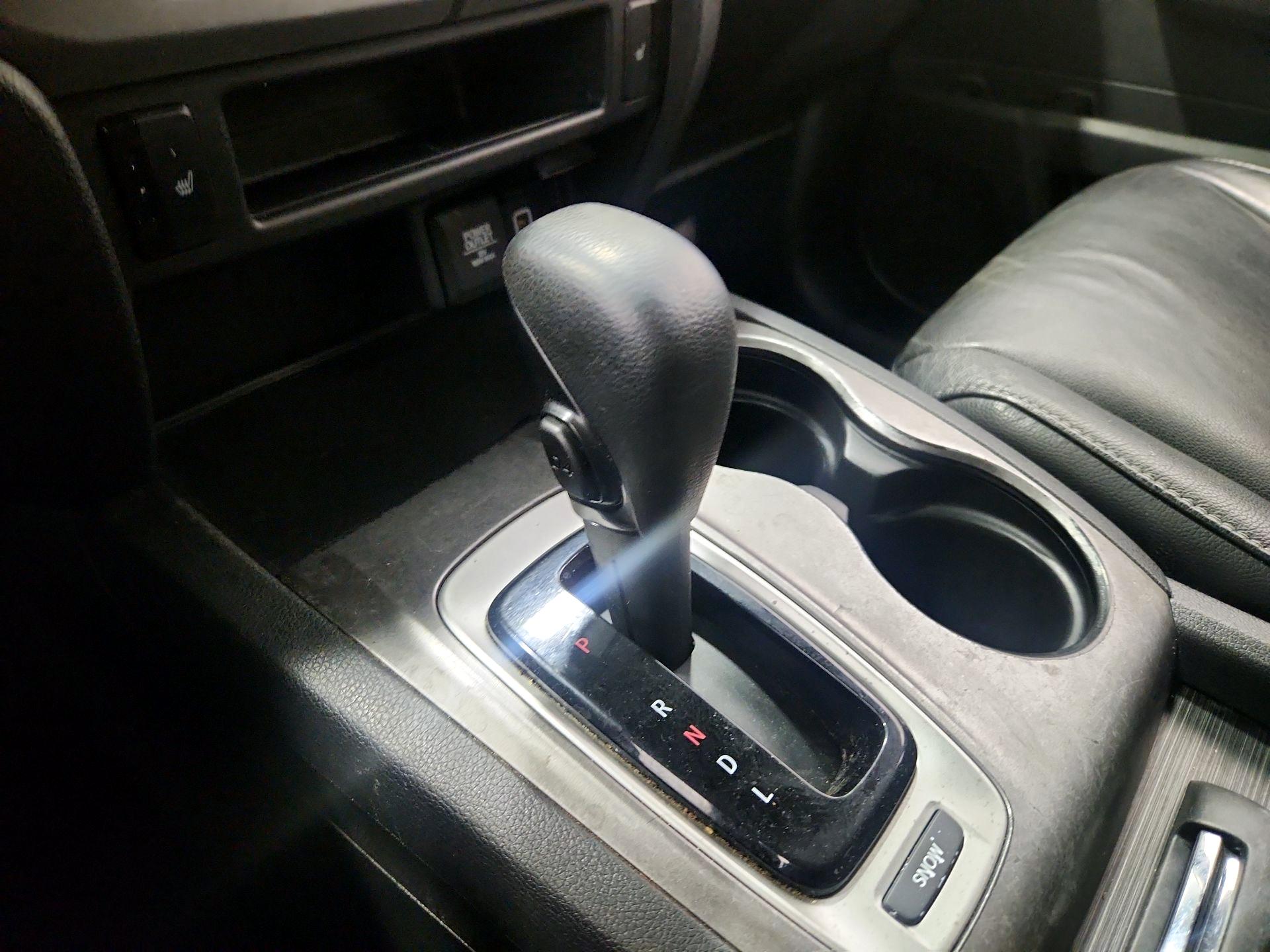 Thumbnail: 2019 Honda Pilot - 17