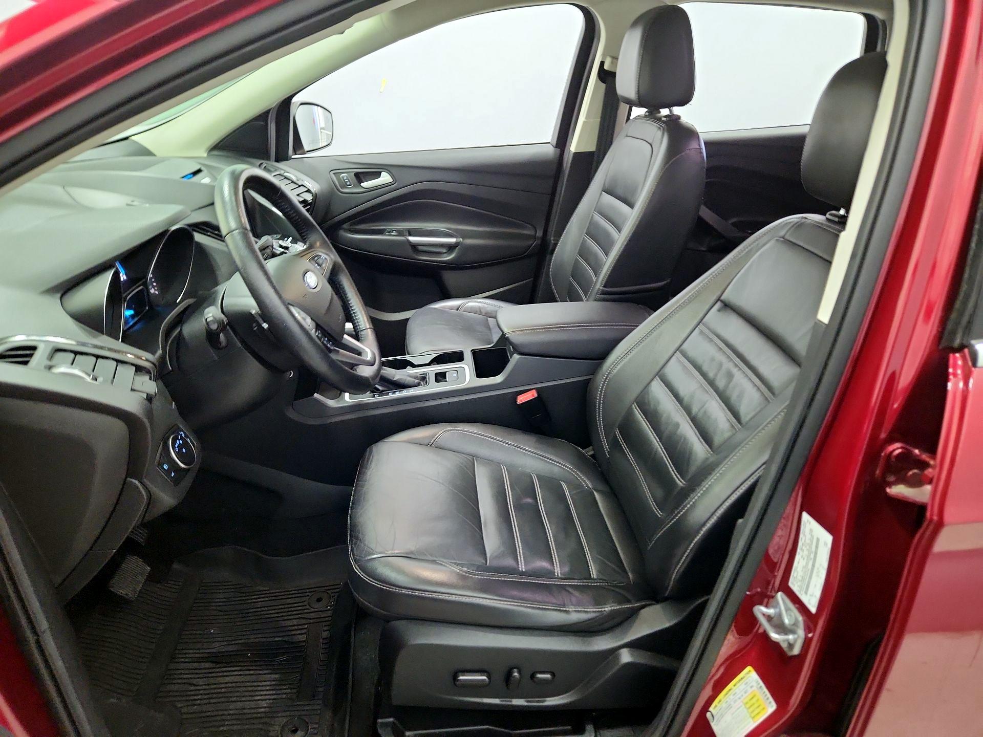 Thumbnail: 2017 Ford Escape - 11