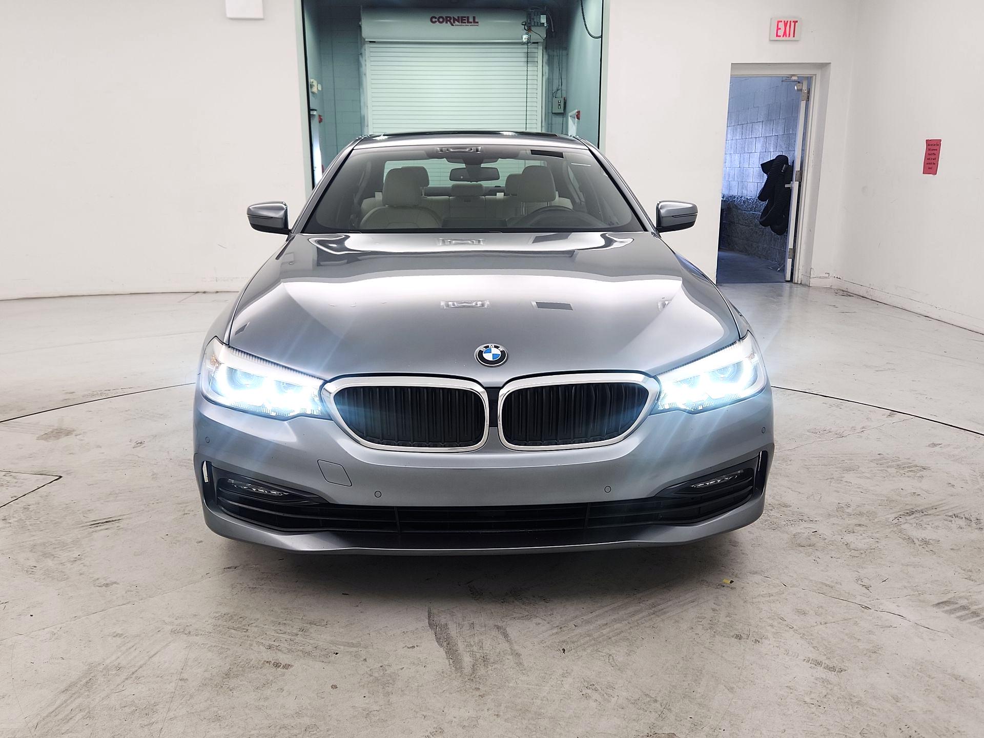 Thumbnail: 2017 BMW 5 Series - 2