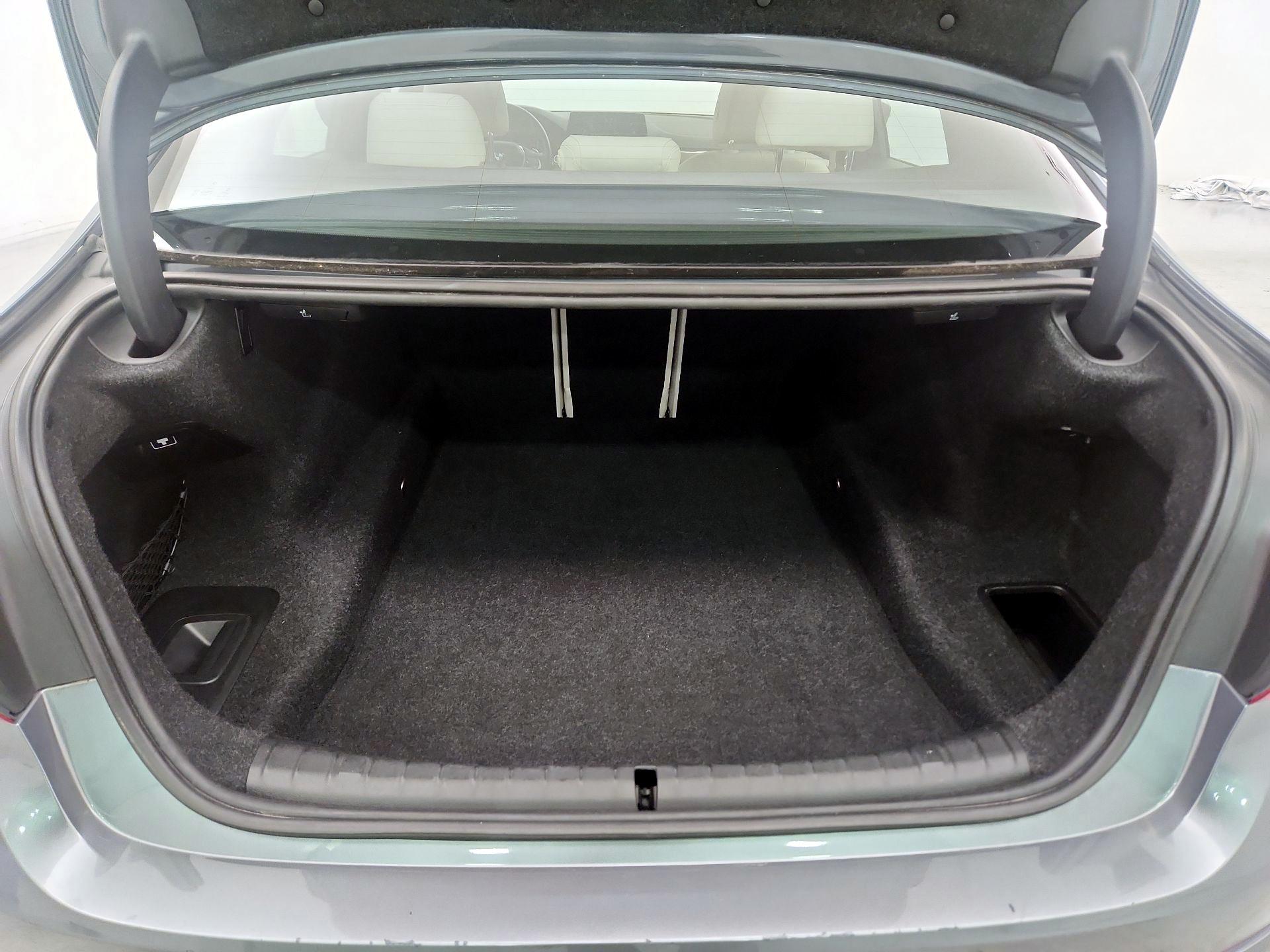 Thumbnail: 2017 BMW 5 Series - 20